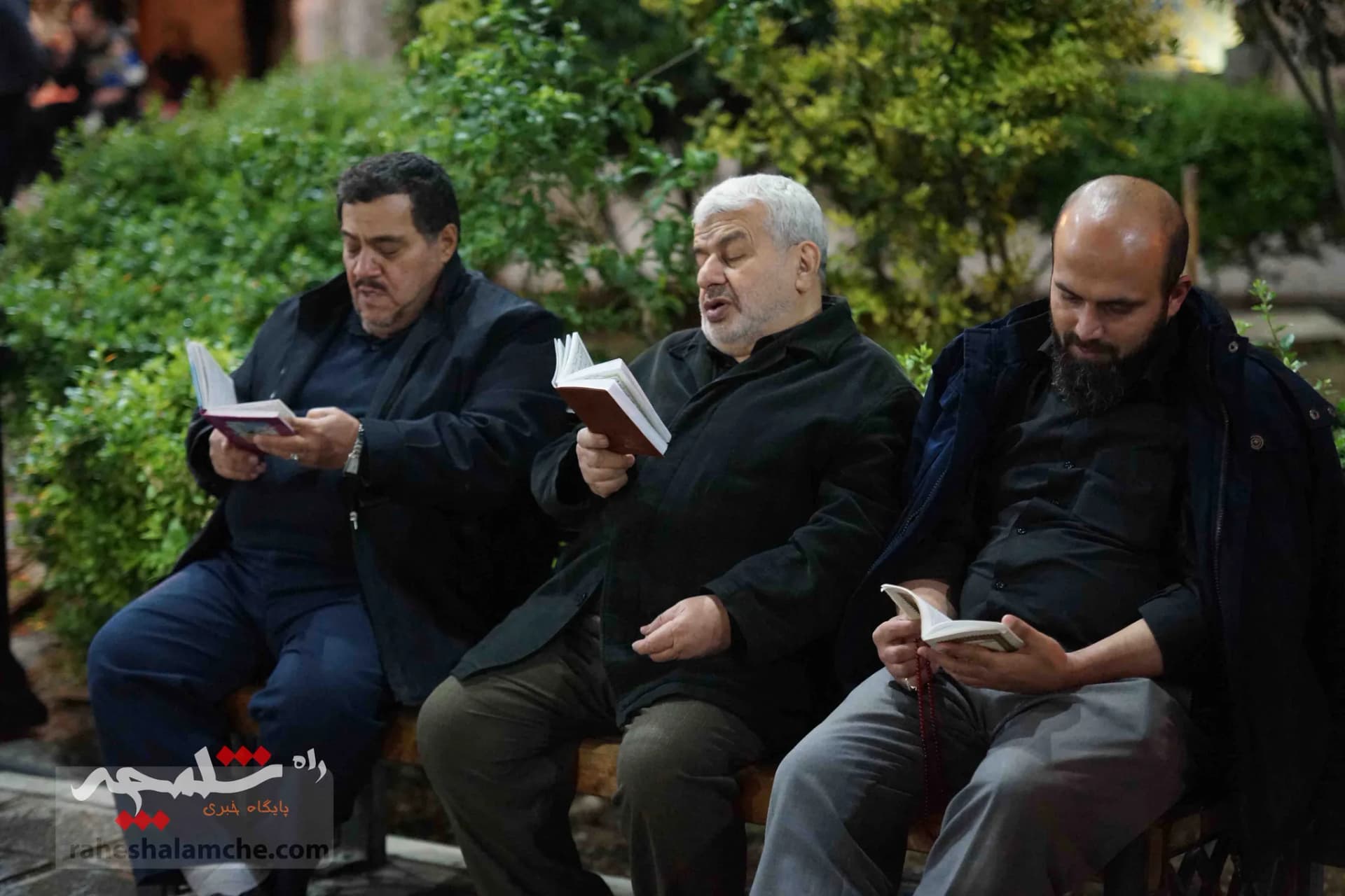 گزارش تصویری مراسم شب قدر و وداع با شهید گمنام در مدرسه عالی شهید مطهری — تصویر 39