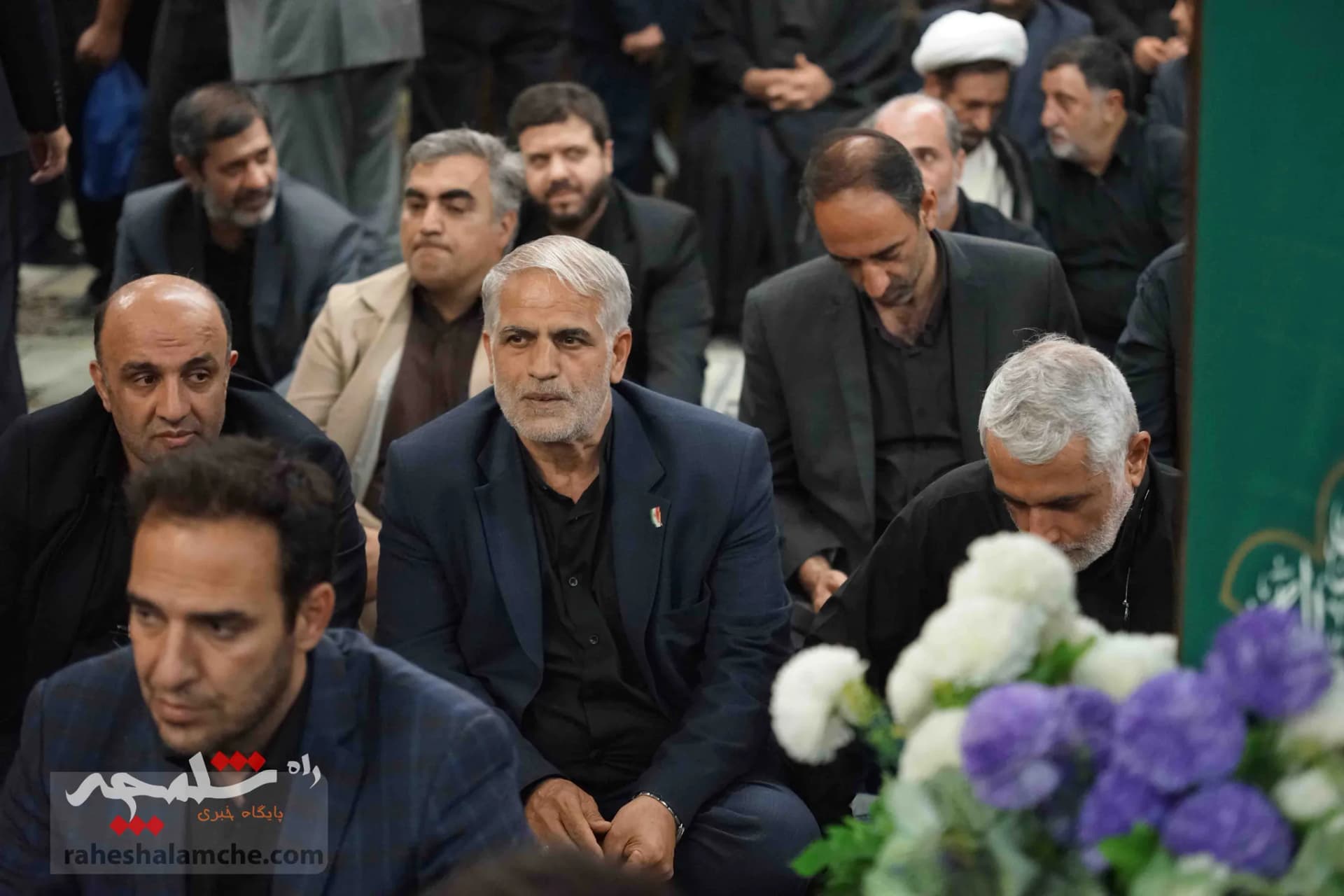 احمدینژادیها برای ختم همسر مرتضی تمدن سنگ تمام گذاشتند +تصاویر — تصویر 57