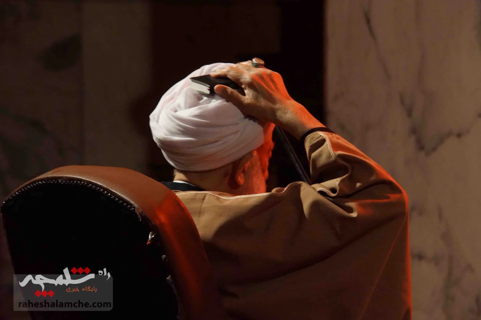 گزارش تصویری مراسم شب قدر و وداع با شهید گمنام در مدرسه عالی شهید مطهری — تصویر 68