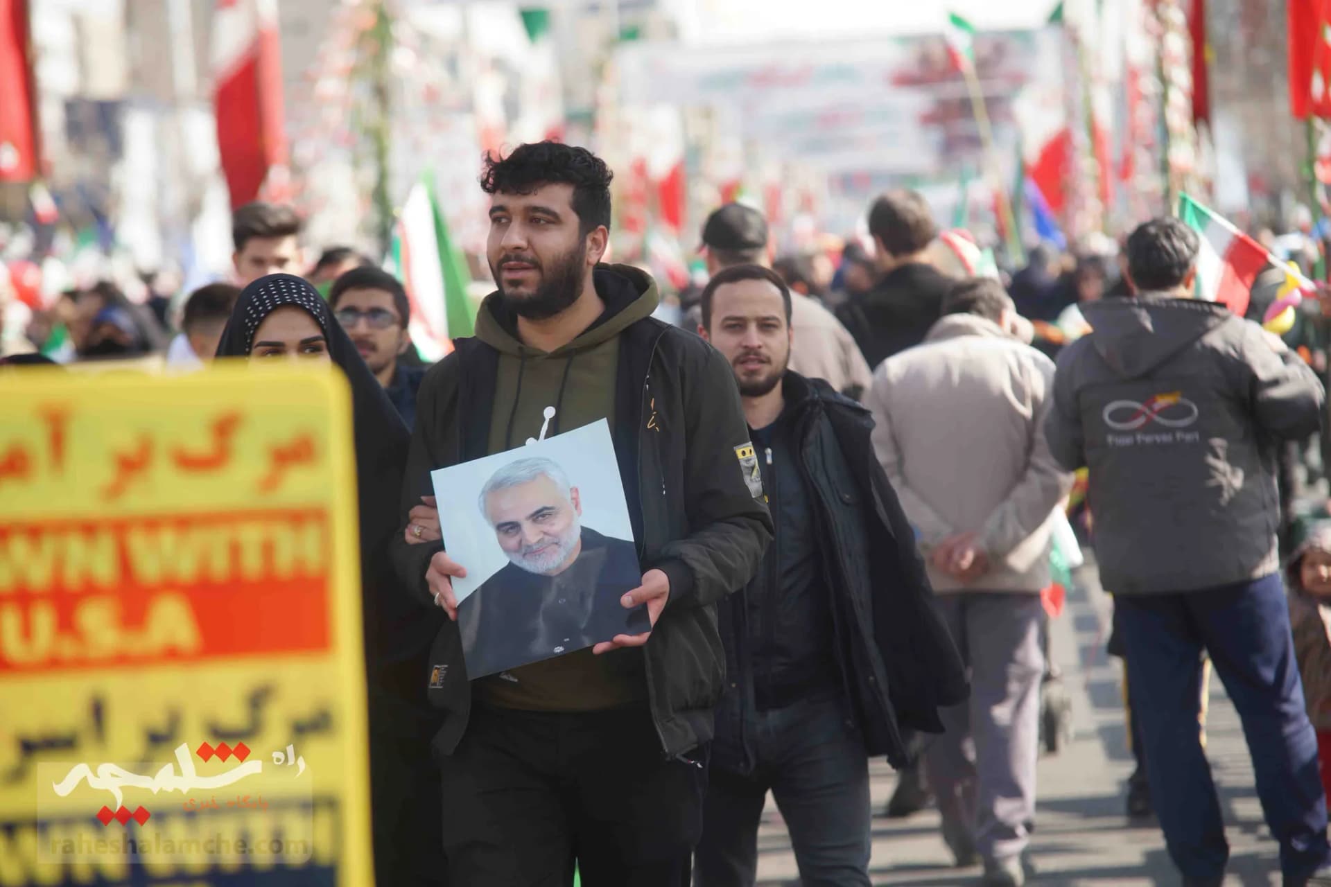 خروش ملت استوار ایران اسلامی در جشن ۴۴سالگی انقلاب اسلامی +تصاویر — تصویر 14