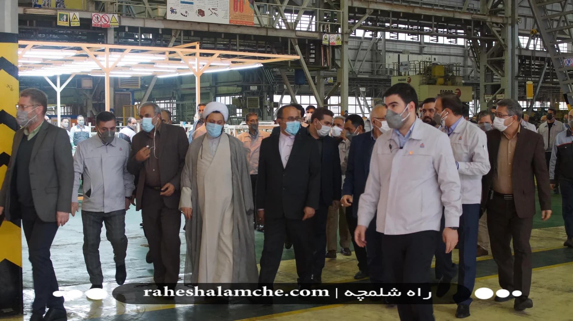 افتتاح بزرگترین خط پرس رباتیک بدنه خودرو کشور با حضور عضو هیئت رئیسه مجلس +تصاویر — تصویر 14