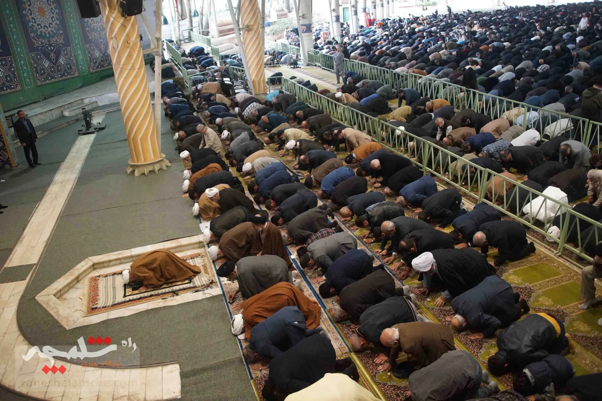 اولین نماز جمعه تهران در سال 1402 +تصاویر — تصویر 63