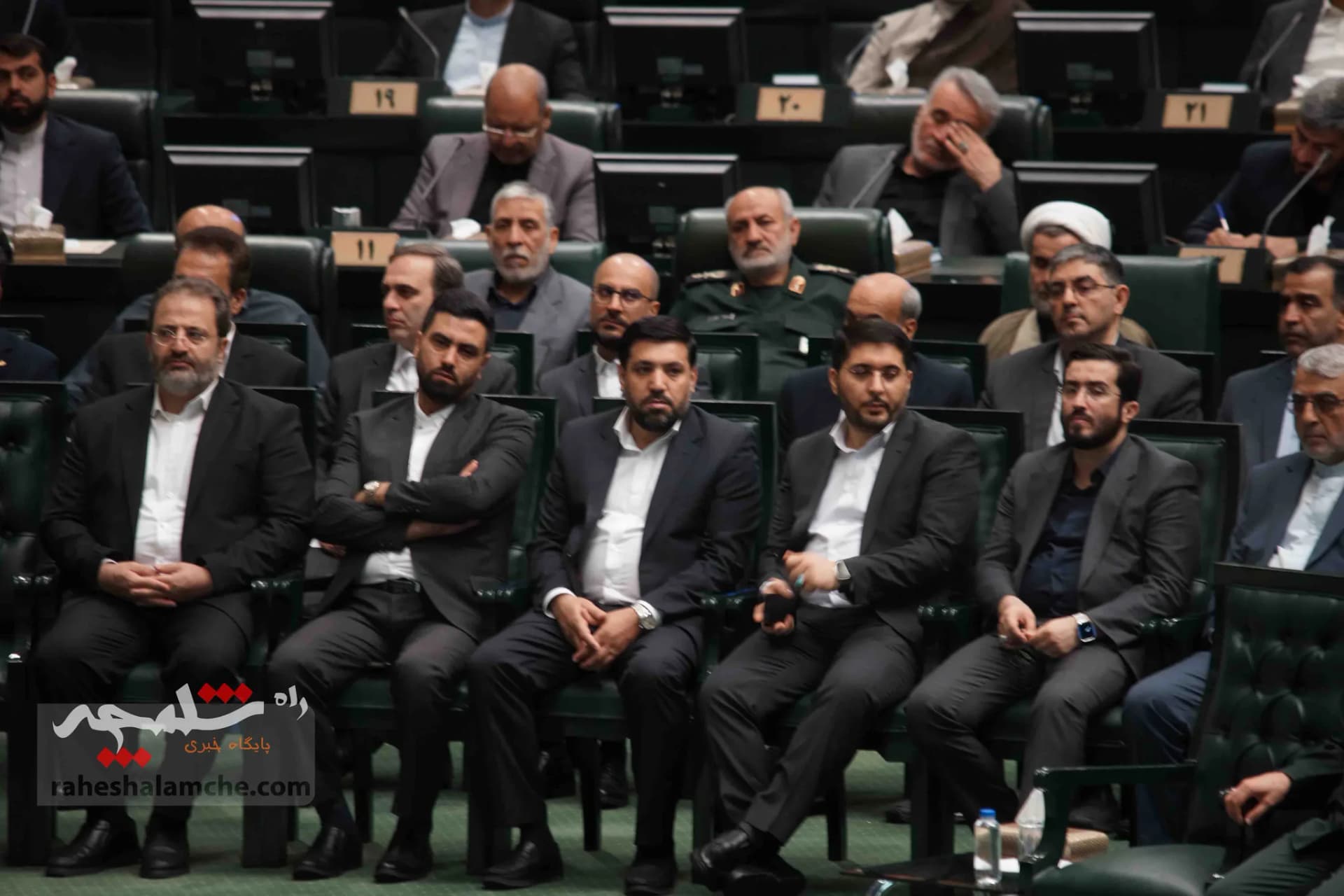 گزارش تصویری افتتاحیه مجلس دوازدهم — تصویر 87