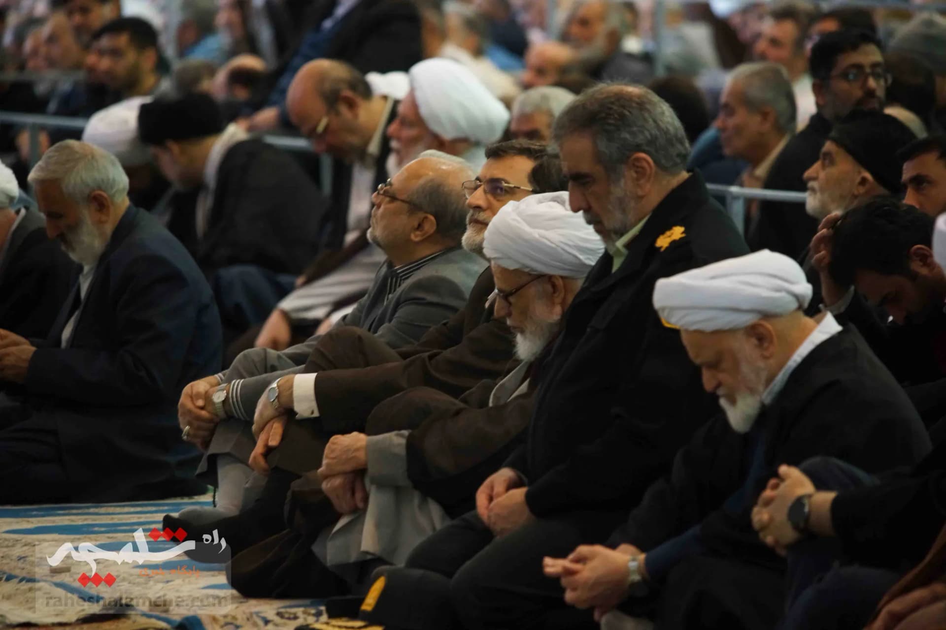 نمازجمعه این هفته تهران به امامت آیتالله خاتمی برگزار شد +تصاویر — تصویر 34