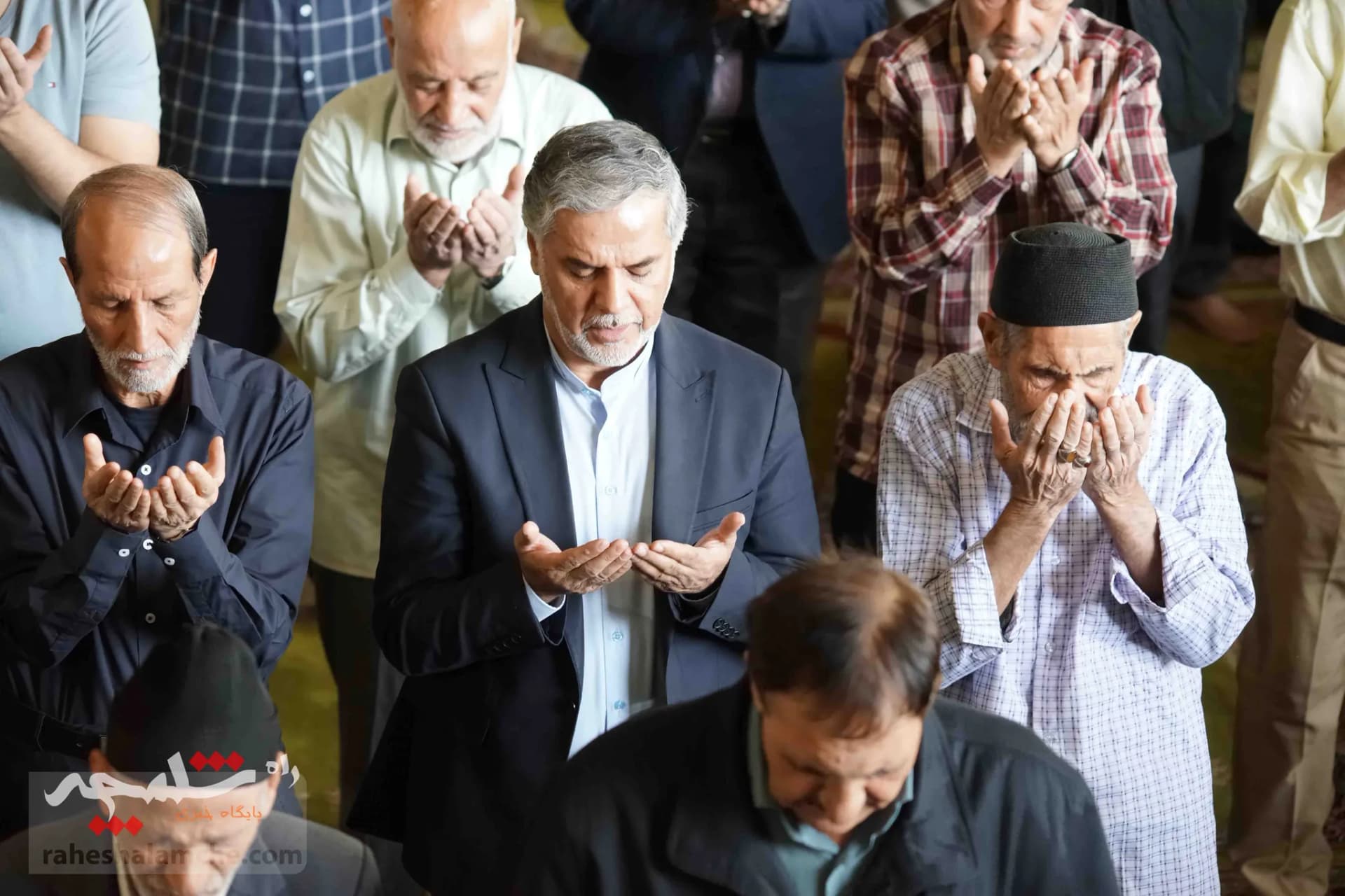 نمازجمعه 5 آبان تهران برگزار شد +تصاویر — تصویر 9