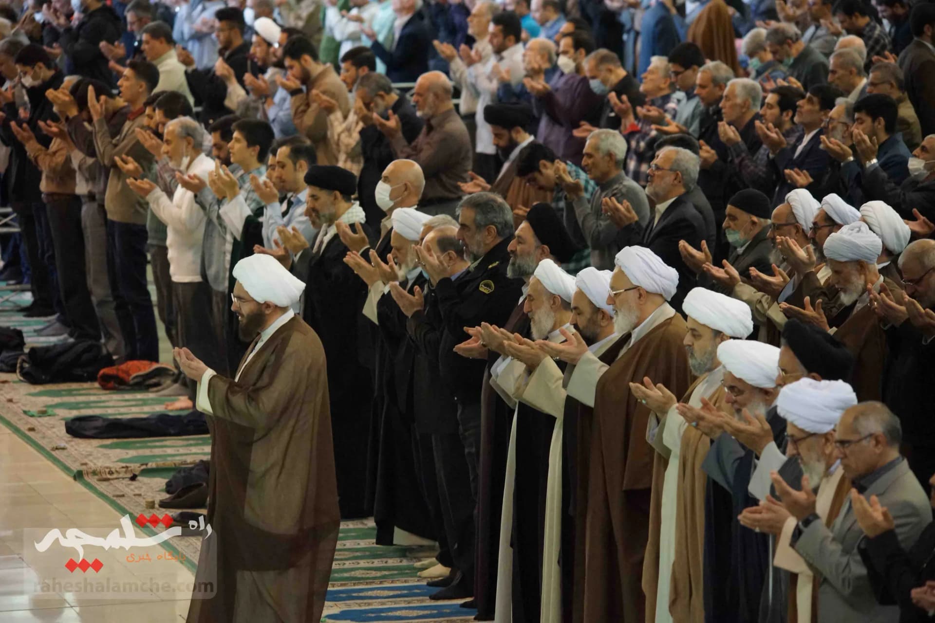 آخرین نماز جمعه سال 1401 در تهران +تصاویر — تصویر 41