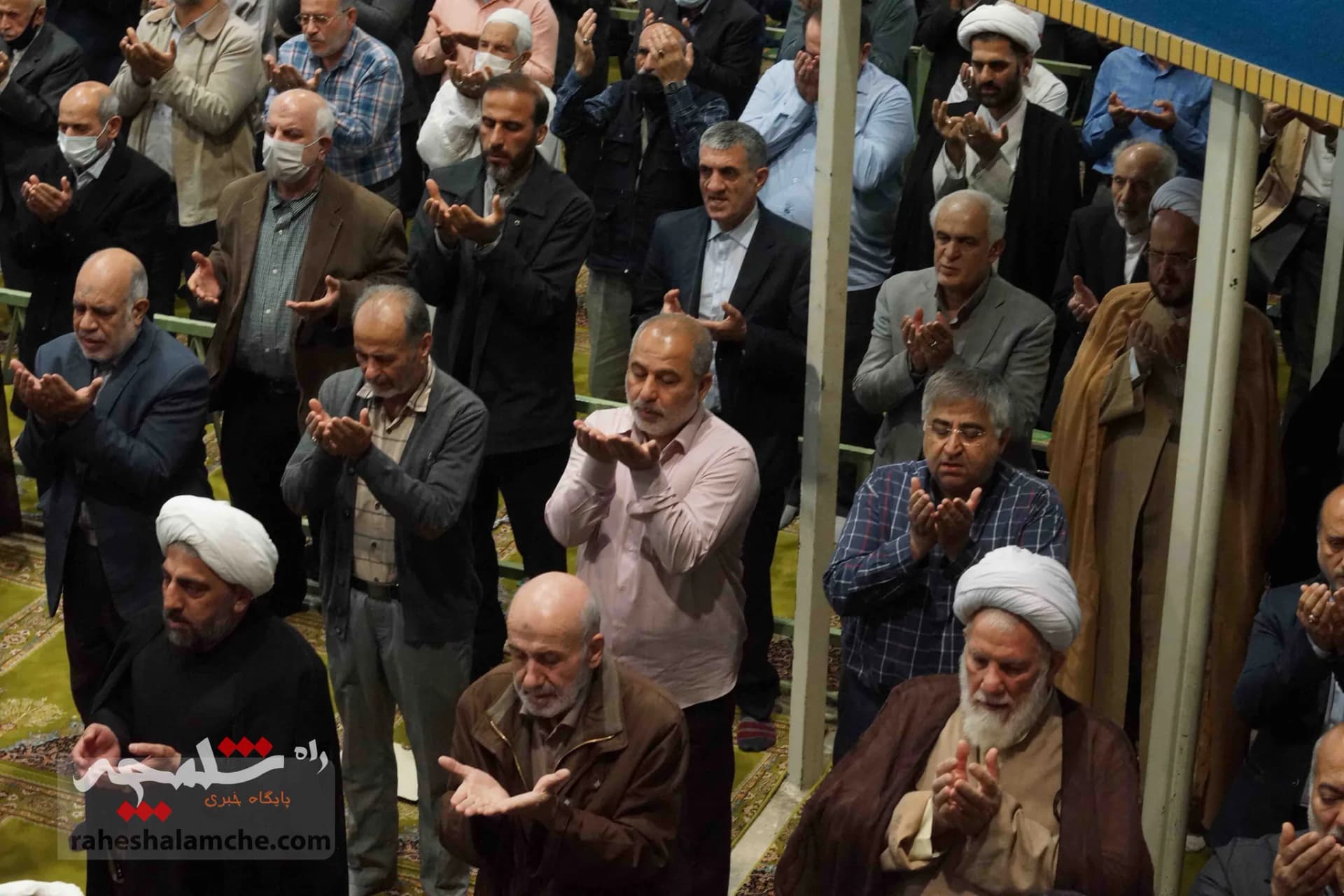 آخرین نمازجمعه ماه مبارک رمضان در تهران برگزار شد +تصاویر — تصویر 31