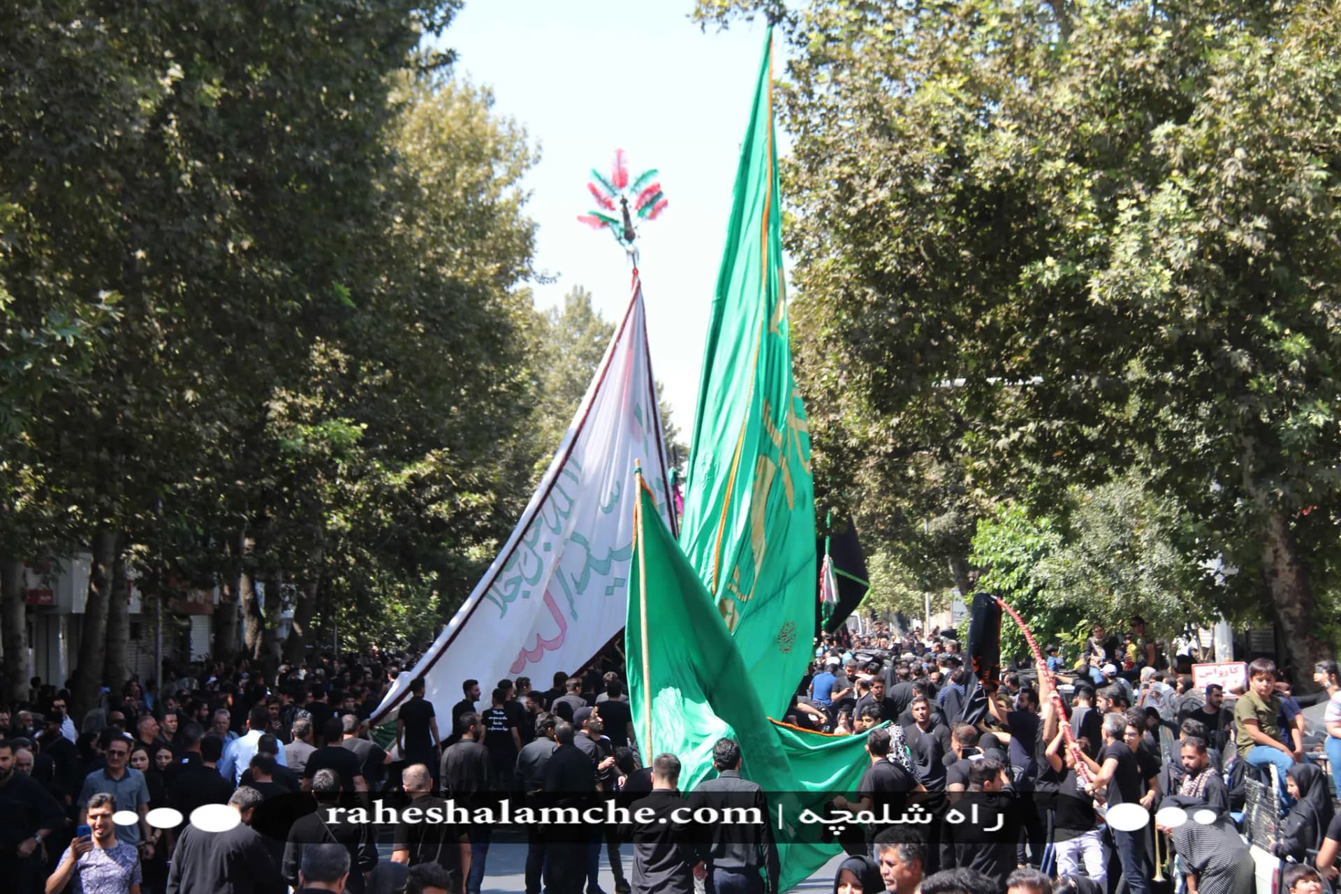 بزرگ ترین کاروان علامت کشی و دسته عزاداری بنیاسد در تهران/ تصاویر — تصویر 58