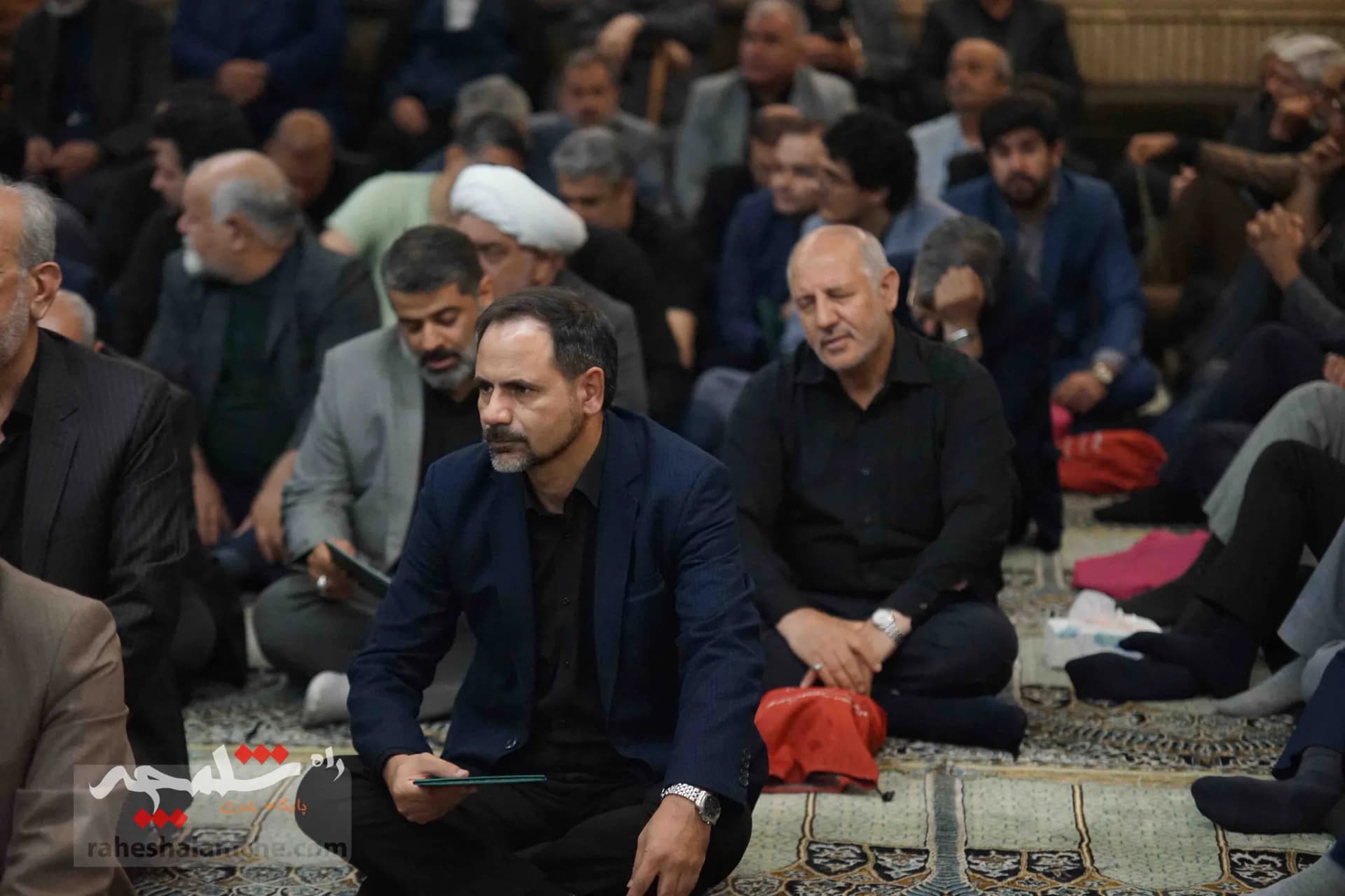 احمدینژادیها برای ختم همسر مرتضی تمدن سنگ تمام گذاشتند +تصاویر — تصویر 119