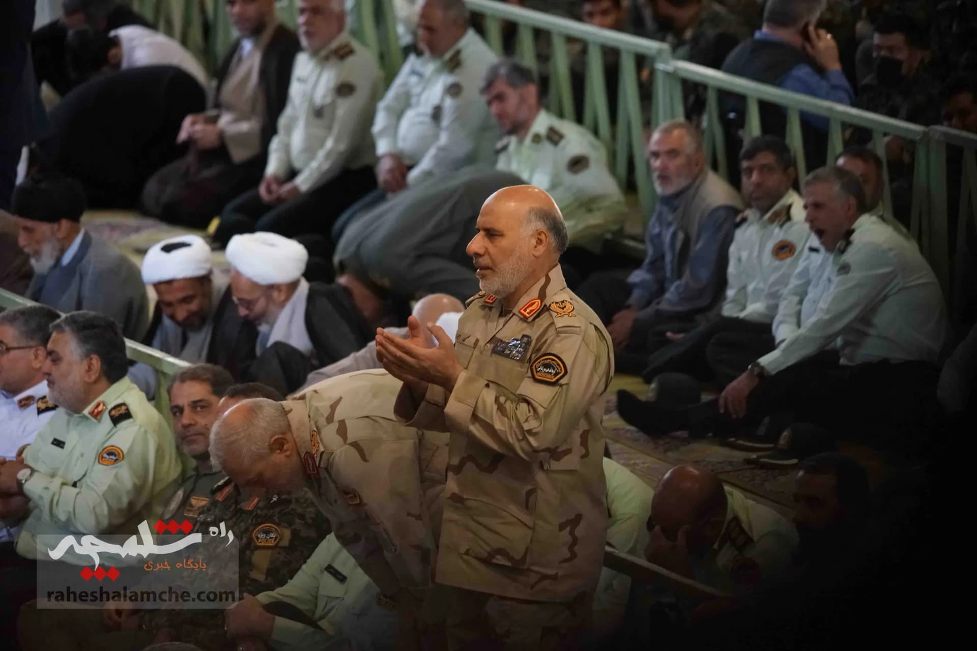 گزارش تصویری نمازجمعه تهران در هفته نیروی انتظامی — تصویر 27