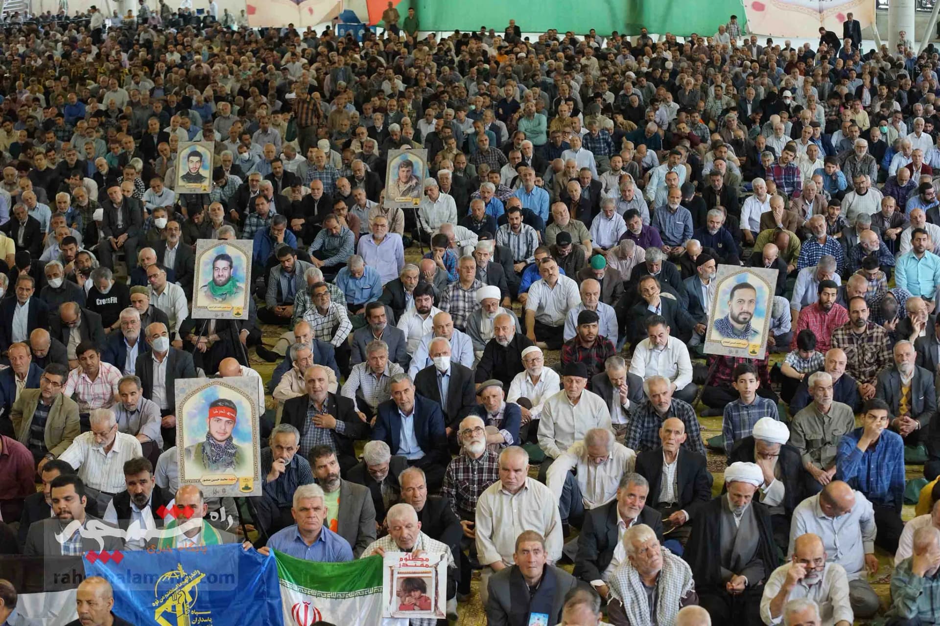 نماز جمعه امروز تهران با حال و هوای روز ارتش +تصاویر — تصویر 25