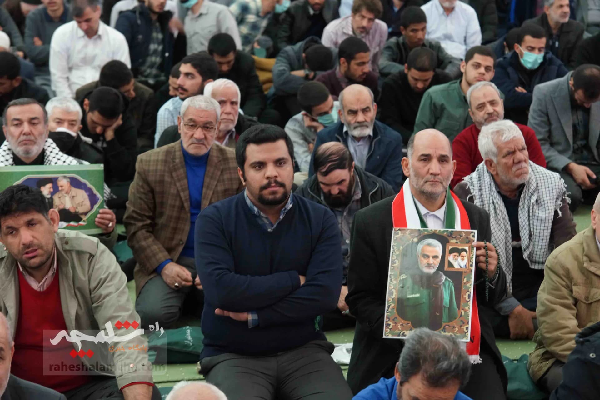نمازجمعه این هفته تهران به امامت آیتالله خاتمی برگزار شد +تصاویر — تصویر 16