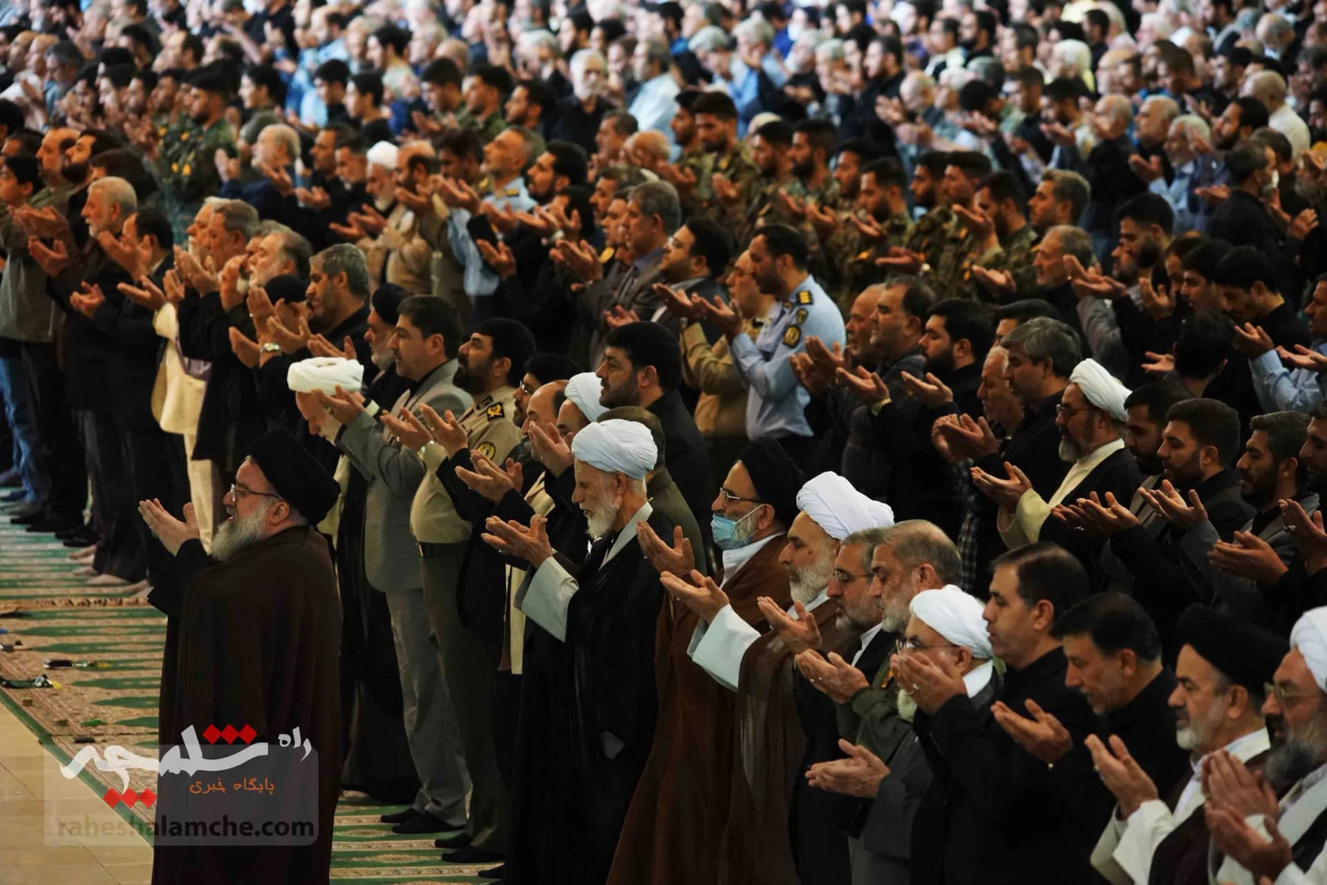 نماز جمعه امروز تهران(27 مرداد) برگزار شد +تصاویر — تصویر 75