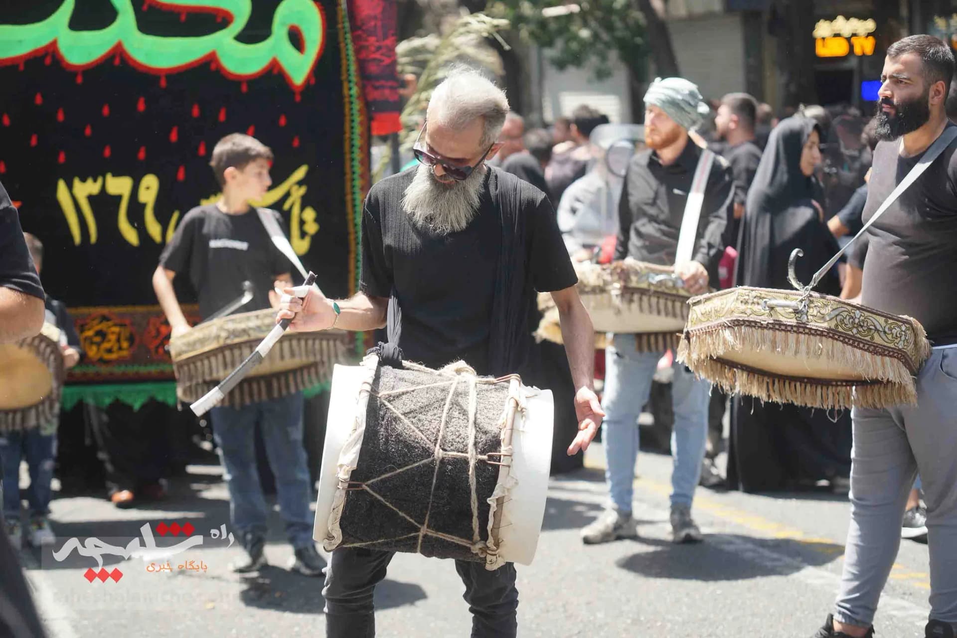 عزاداری خاص در تهران +تصاویر — تصویر 27