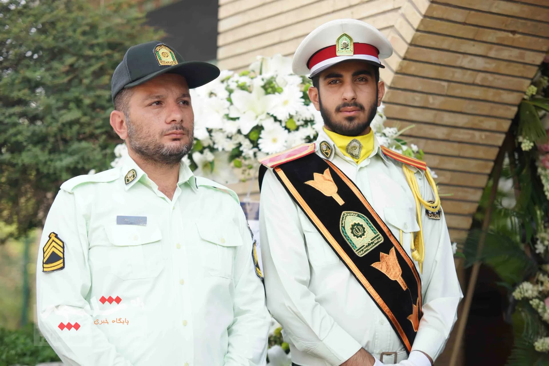 احمدینژادیها برای ختم همسر مرتضی تمدن سنگ تمام گذاشتند +تصاویر — تصویر 99