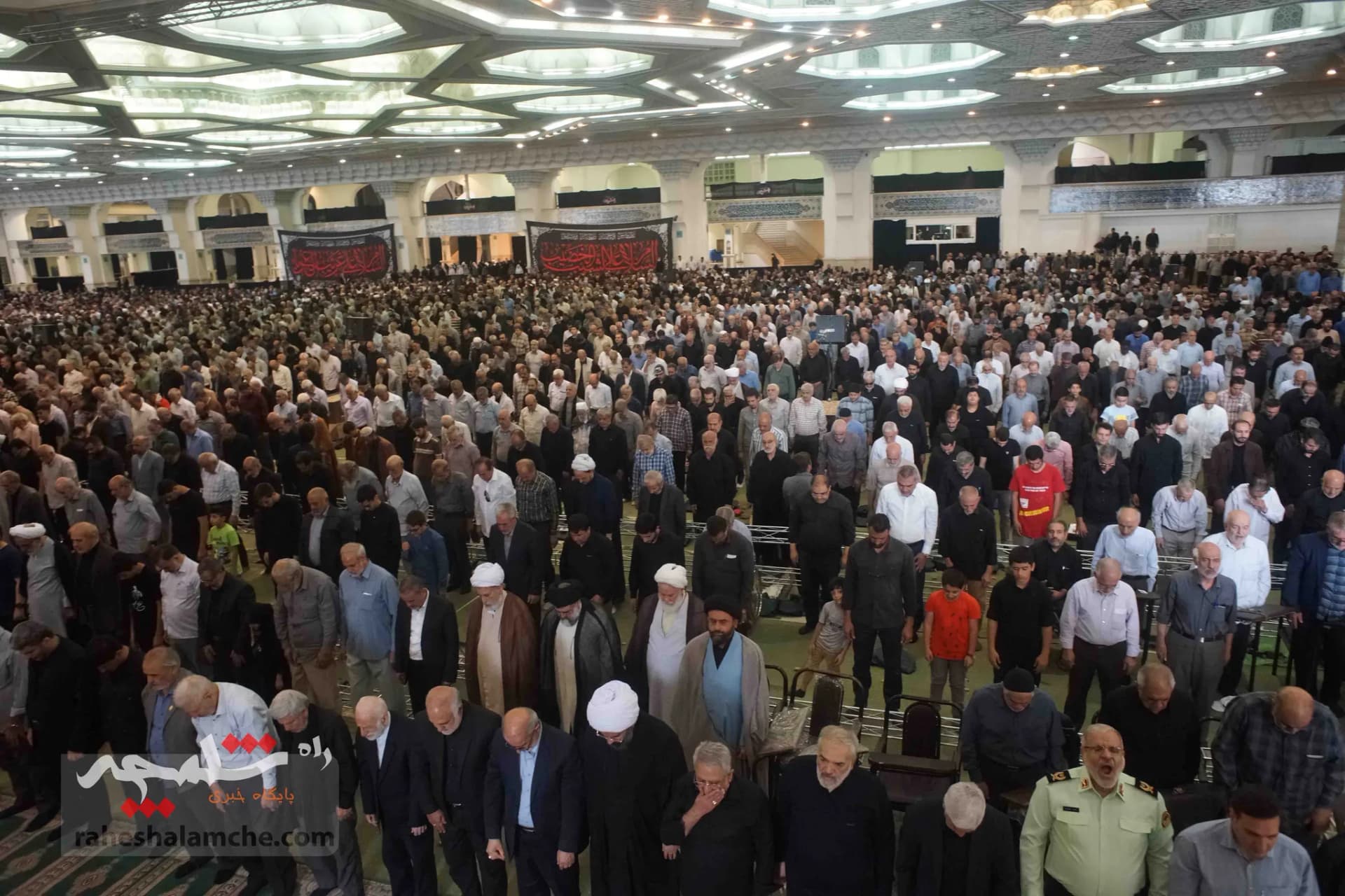 نماز جمعه امروز تهران(27 مرداد) برگزار شد +تصاویر — تصویر 79