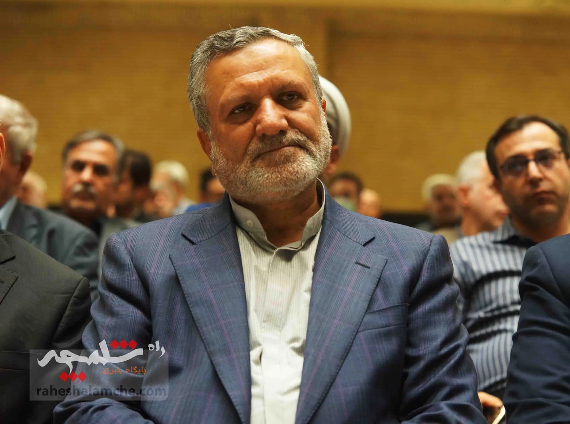 همه شخصیتهایی که در مراسم ختم مادر زریبافان شرکت کرده بودند +تصاویر — تصویر 50