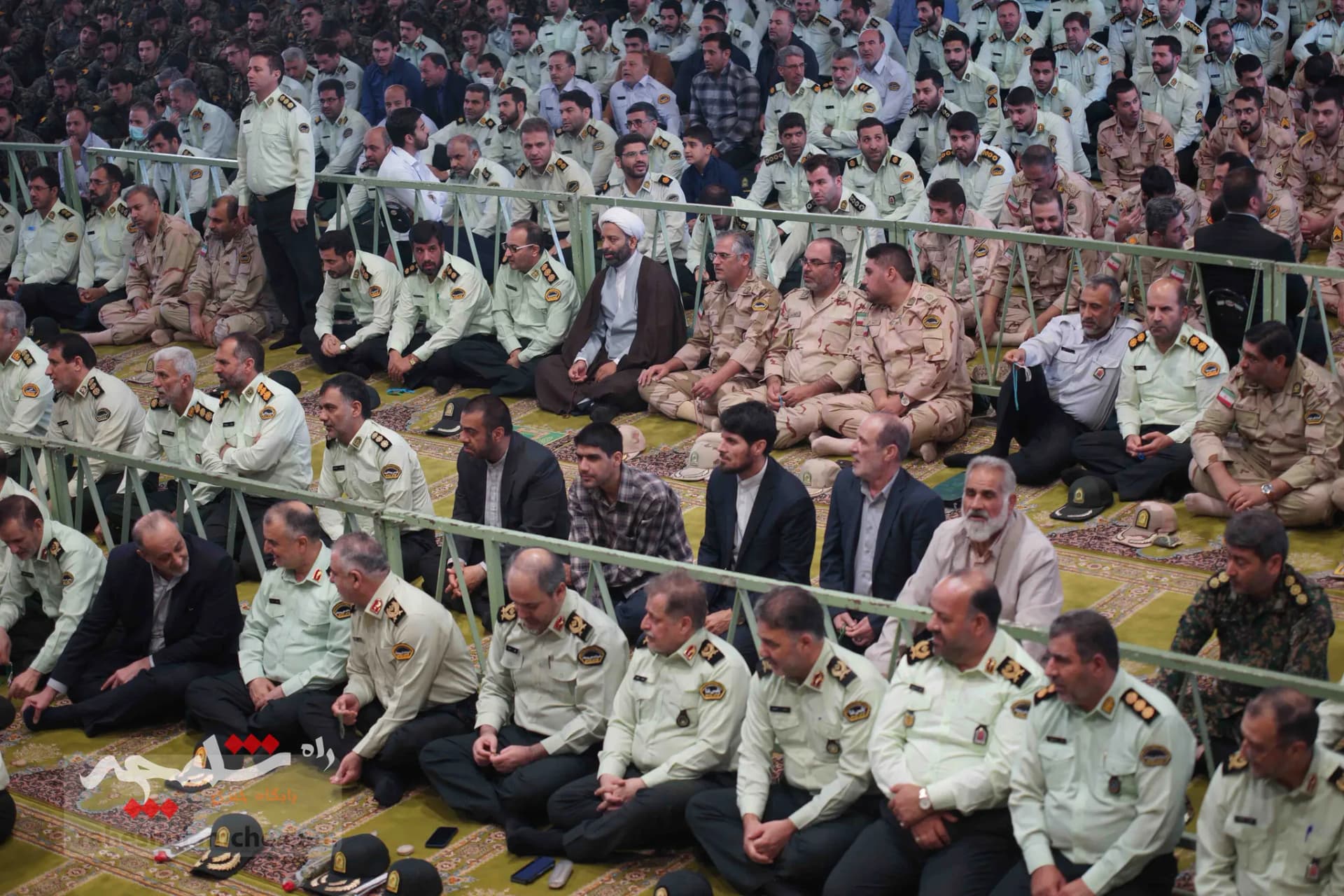 گزارش تصویری نمازجمعه تهران در هفته نیروی انتظامی — تصویر 1