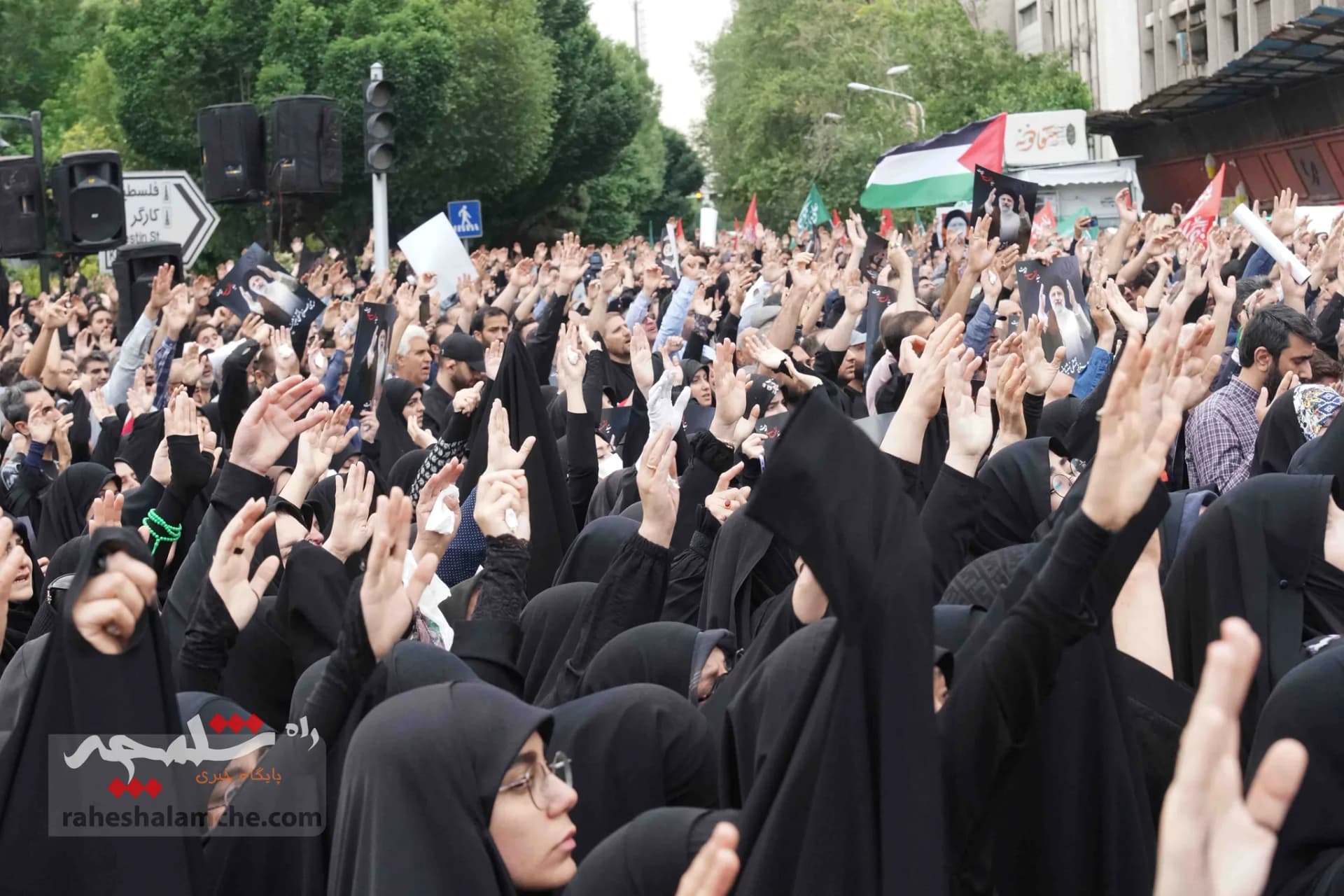عزاداری مردم تهران در سوگ شهدای خدمت +تصاویر اختصاصی — تصویر 28