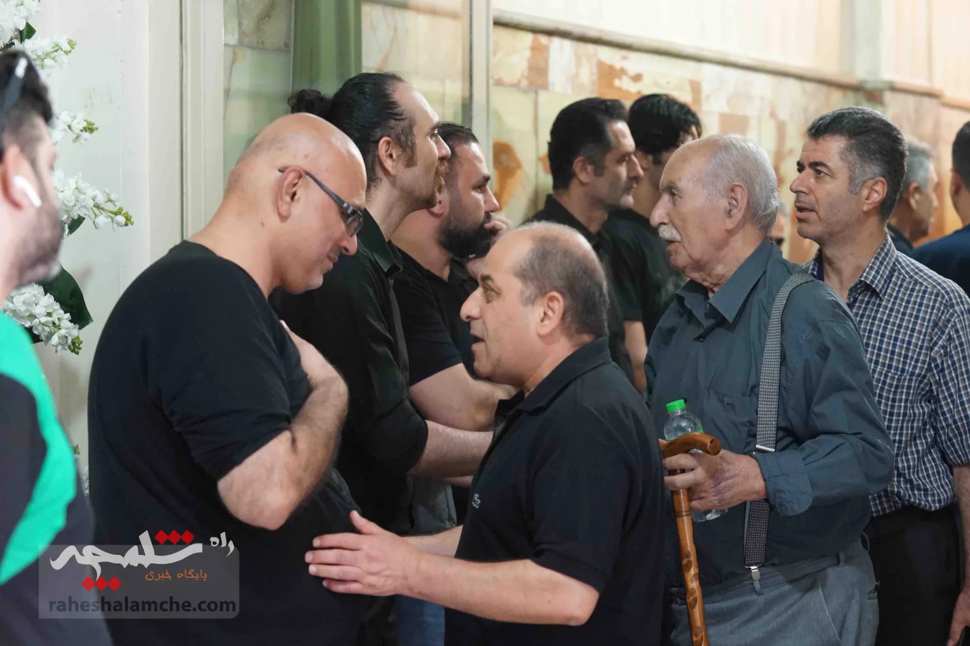 مراسم ختم «خسرو امیرصادقی» برگزار شد +تصاویر — تصویر 72