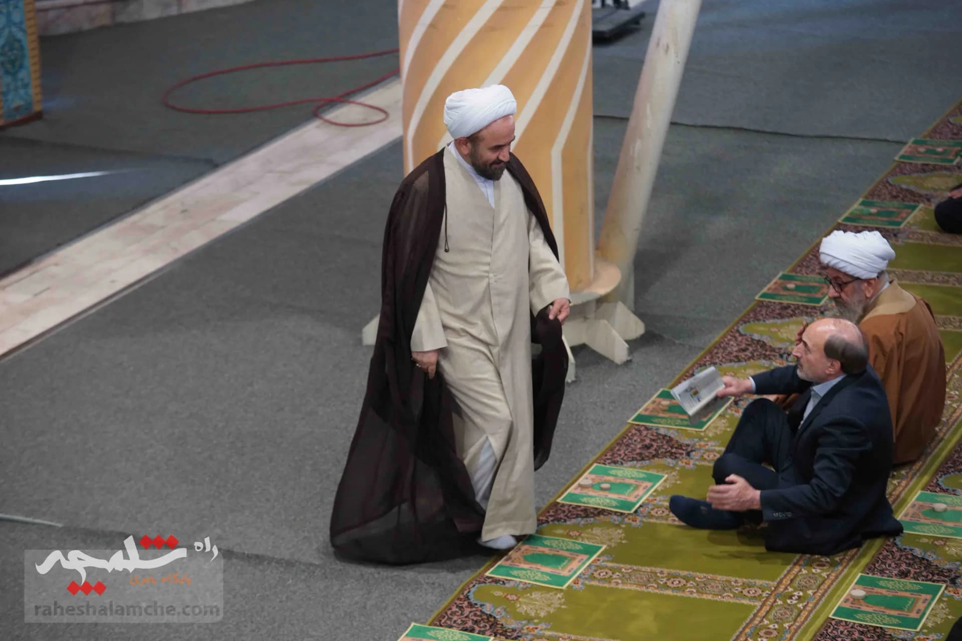 تصاویر امروز(27 آبان) نمازجمعه تهران — تصویر 1