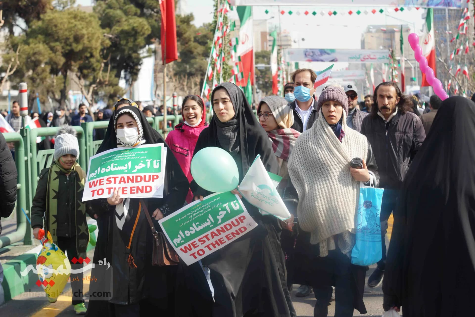 خروش ملت استوار ایران اسلامی در جشن ۴۴سالگی انقلاب اسلامی +تصاویر — تصویر 55