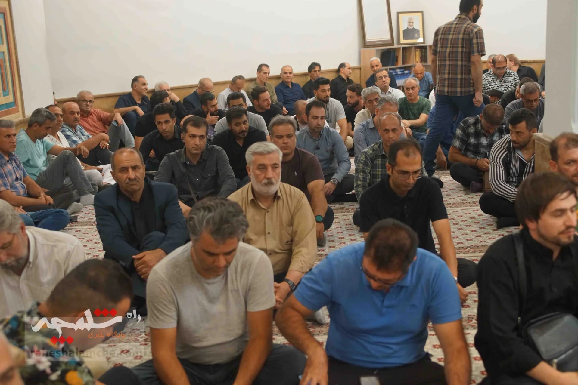 برگزاری مراسم ترحیم زندهیاد «حسین کنفی» در حوزه هنری +تصاویر — تصویر 26