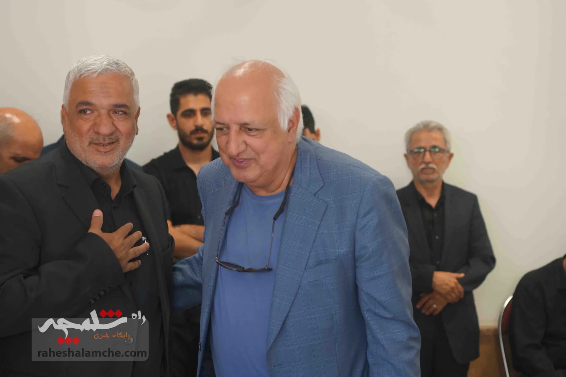 برگزاری مراسم ترحیم زندهیاد «حسین کنفی» در حوزه هنری +تصاویر — تصویر 31