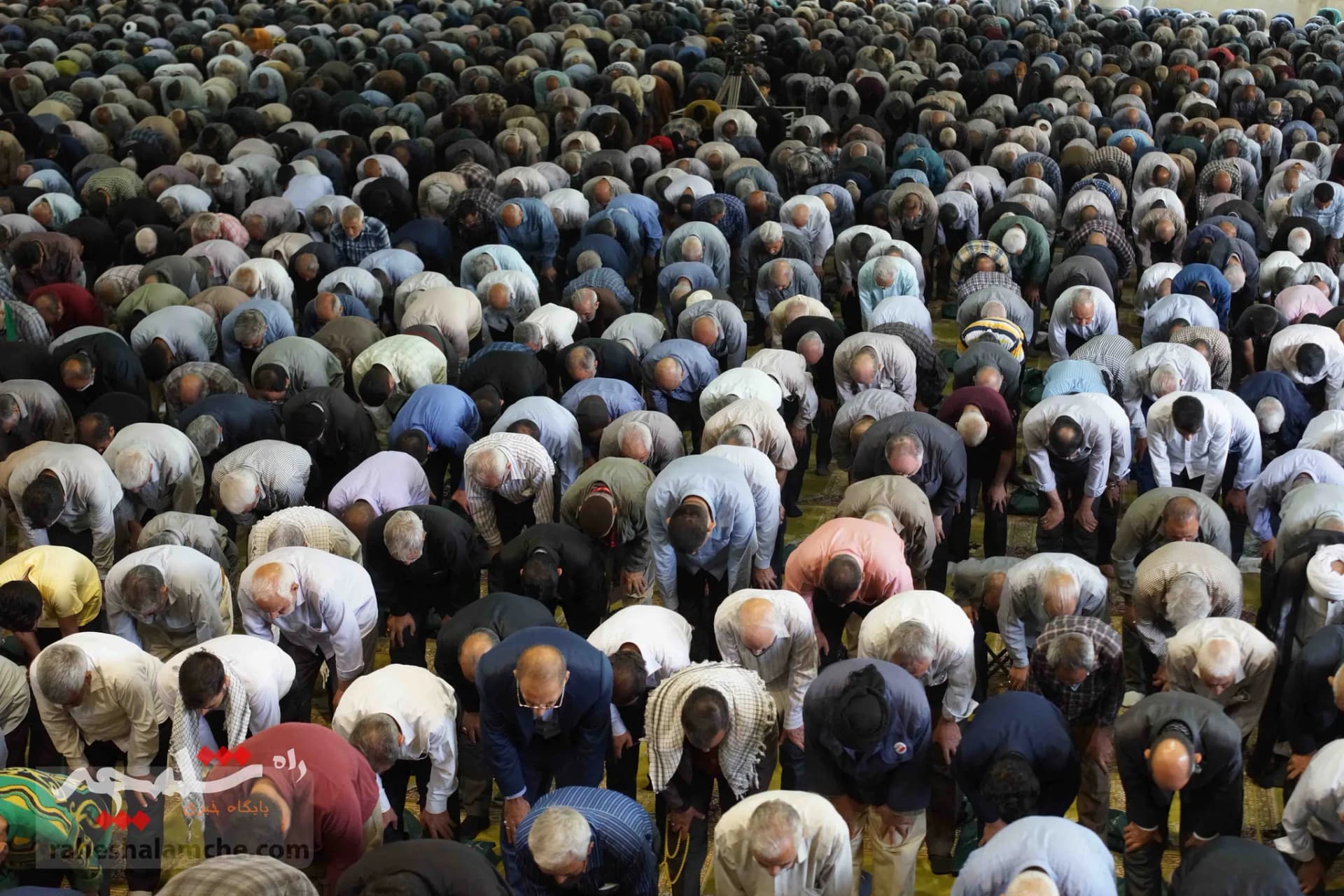 نمازجمعه امروز تهران(22 اردیبهشت) در دانشگاه تهران برگزار شد +تصاویر — تصویر 41