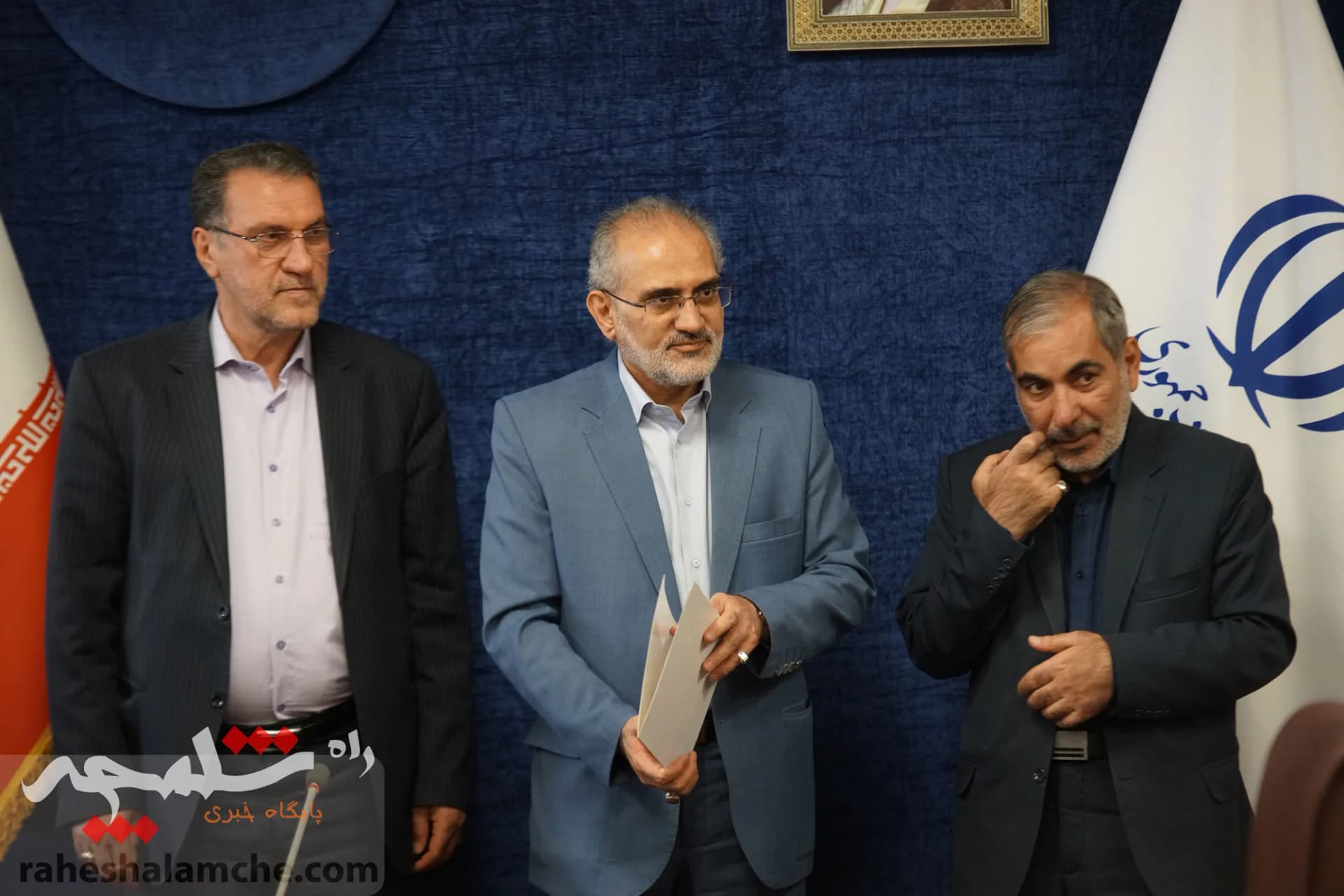 دیدار عیدانه معاون پارلمانی رئیسجمهور با خبرنگاران +تصاویر — تصویر 77