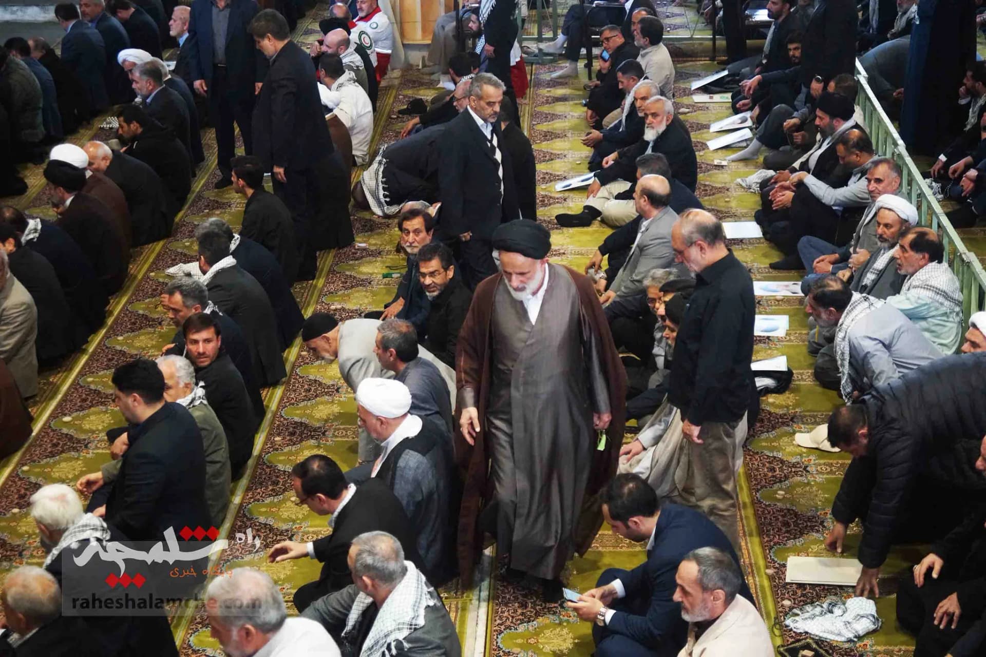 آخرین نمازجمعه ماه مبارک رمضان برگزار شد +تصاویر — تصویر 8