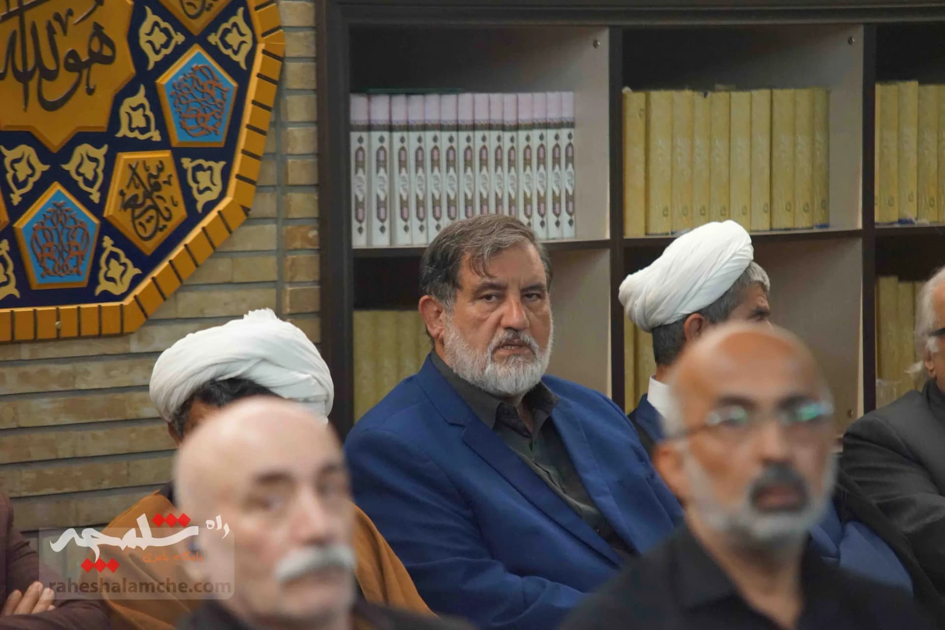احمدینژادیها برای ختم همسر مرتضی تمدن سنگ تمام گذاشتند +تصاویر — تصویر 106