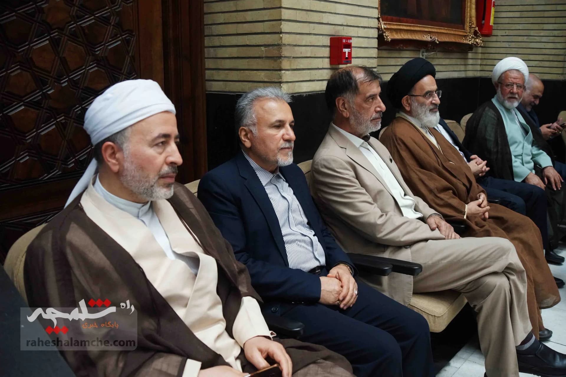 مراسم ختم مادر همسر منوچهر متکی چه خبر بود؟ +تصاویر کامل — تصویر 84