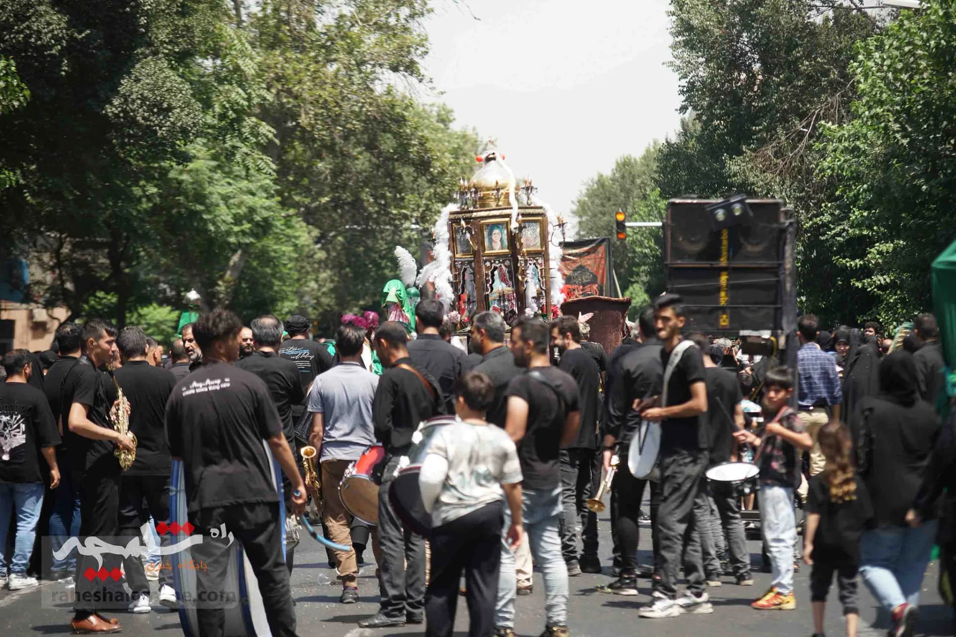 عزاداری خاص در تهران +تصاویر — تصویر 25
