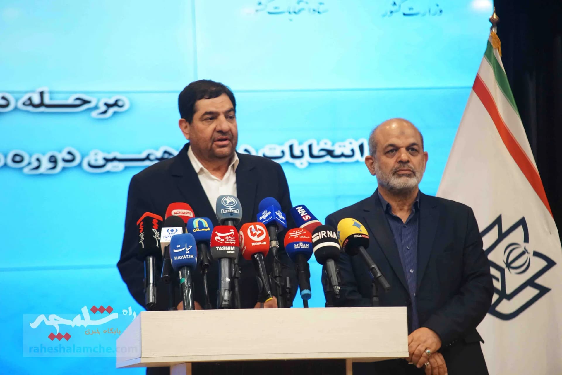 روز رایگیری در ستاد انتخابات وزارت کشور +تصاویر — تصویر 31