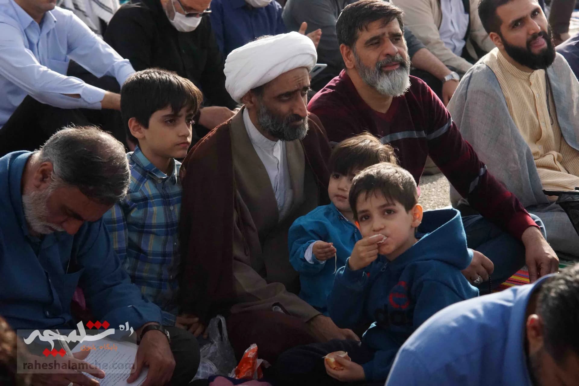 تصاویر اختصاصی راه شلمچه از بزرگترین نماز عید فطر در مصلی تهران — تصویر 8