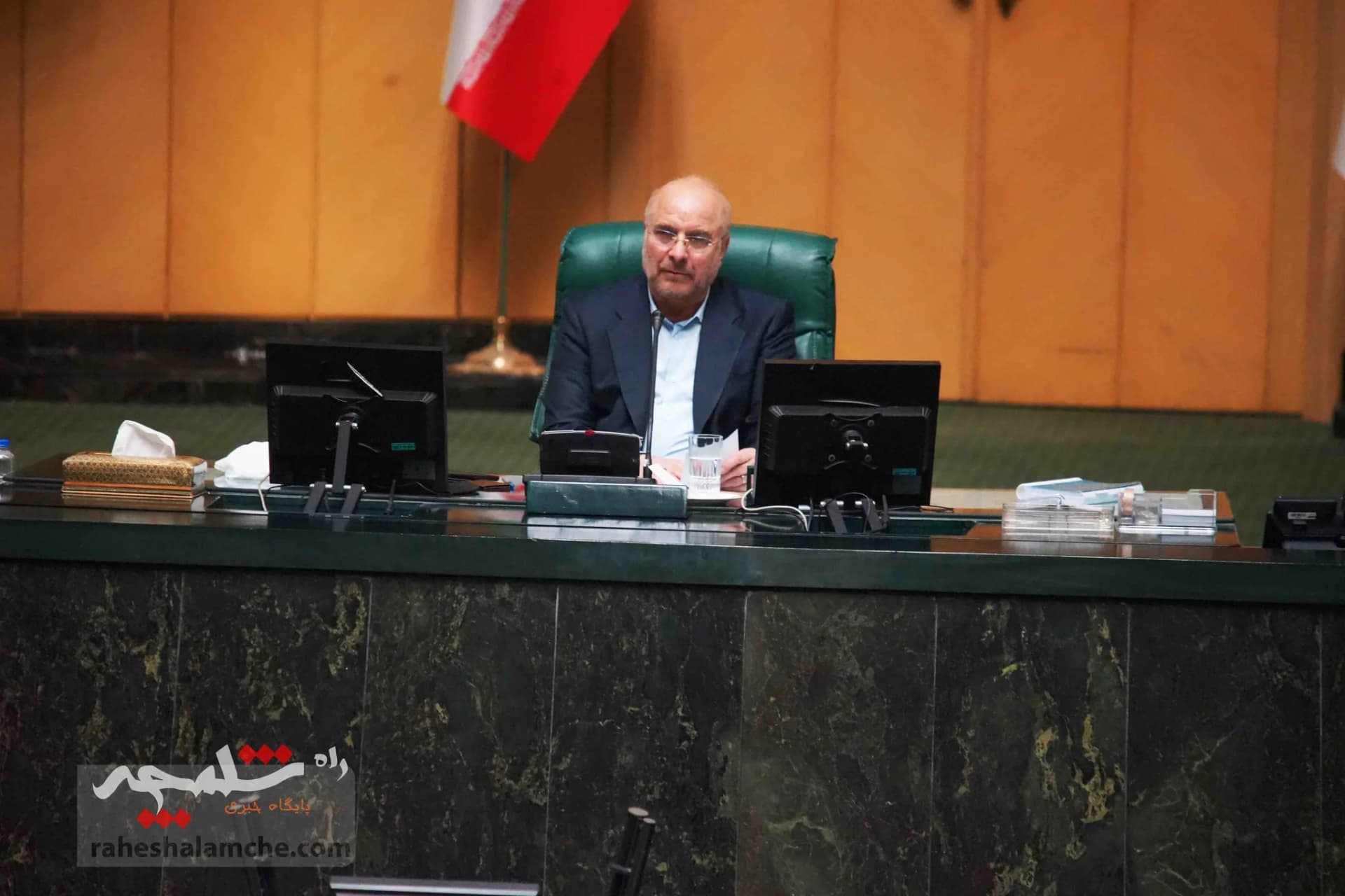 تصاویر اختصاصی راه شلمچه از تحصن نماینده تهران در مجلس — تصویر 28