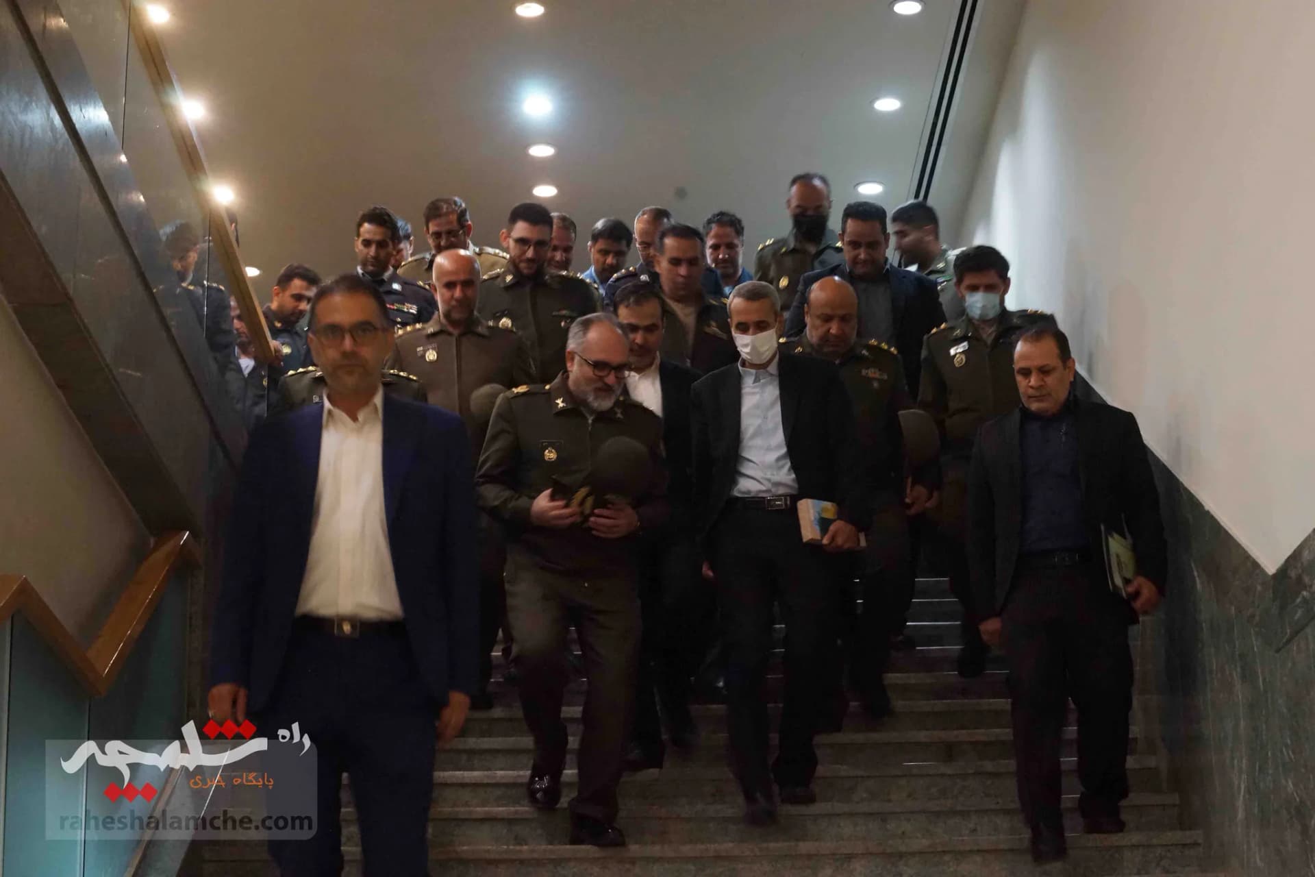 ارتش در مجلس شورای اسلامی +تصاویر — تصویر 38