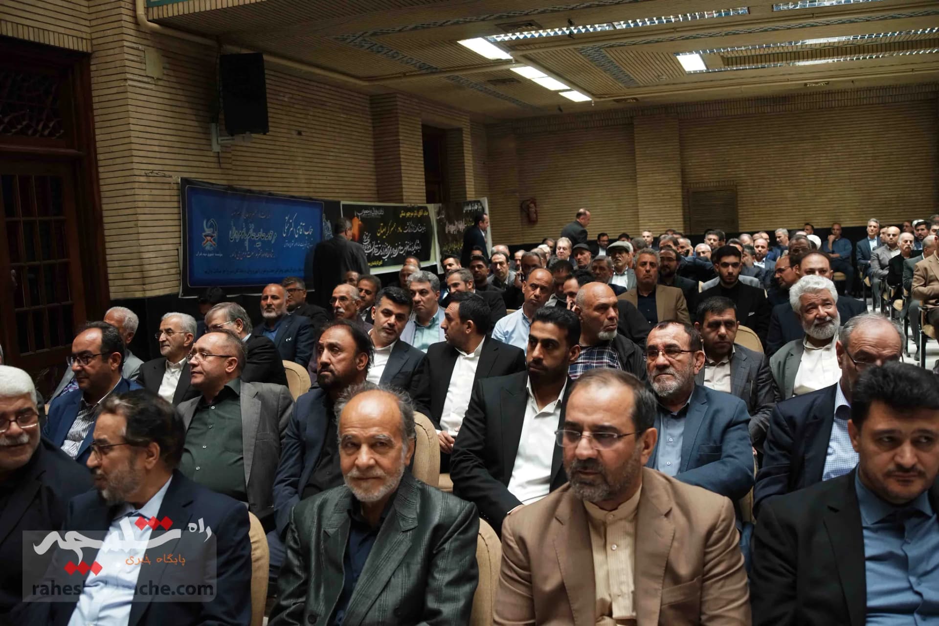 مراسم ختم مادر همسر منوچهر متکی چه خبر بود؟ +تصاویر کامل — تصویر 62