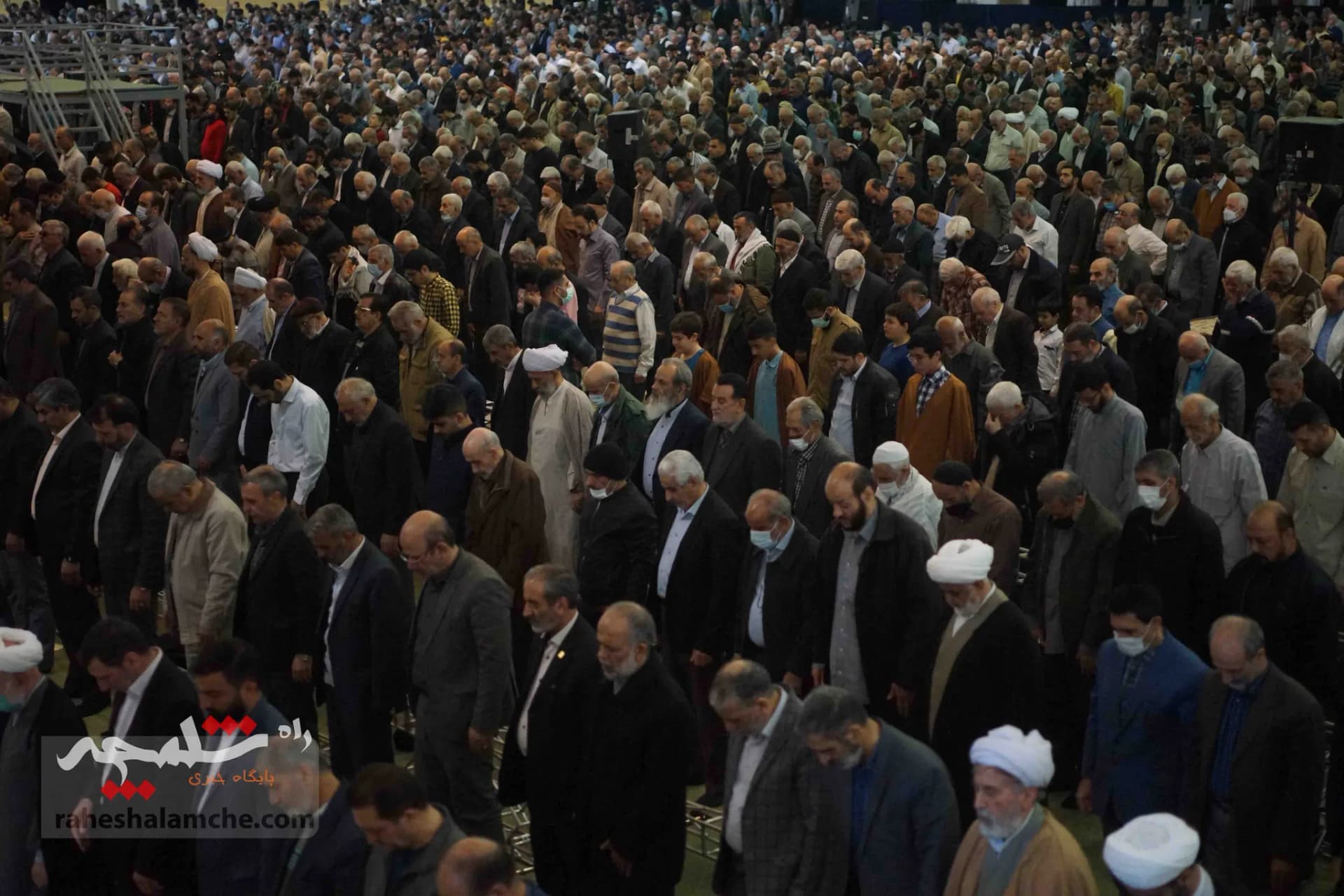 آخرین نماز جمعه سال 1401 در تهران +تصاویر — تصویر 44