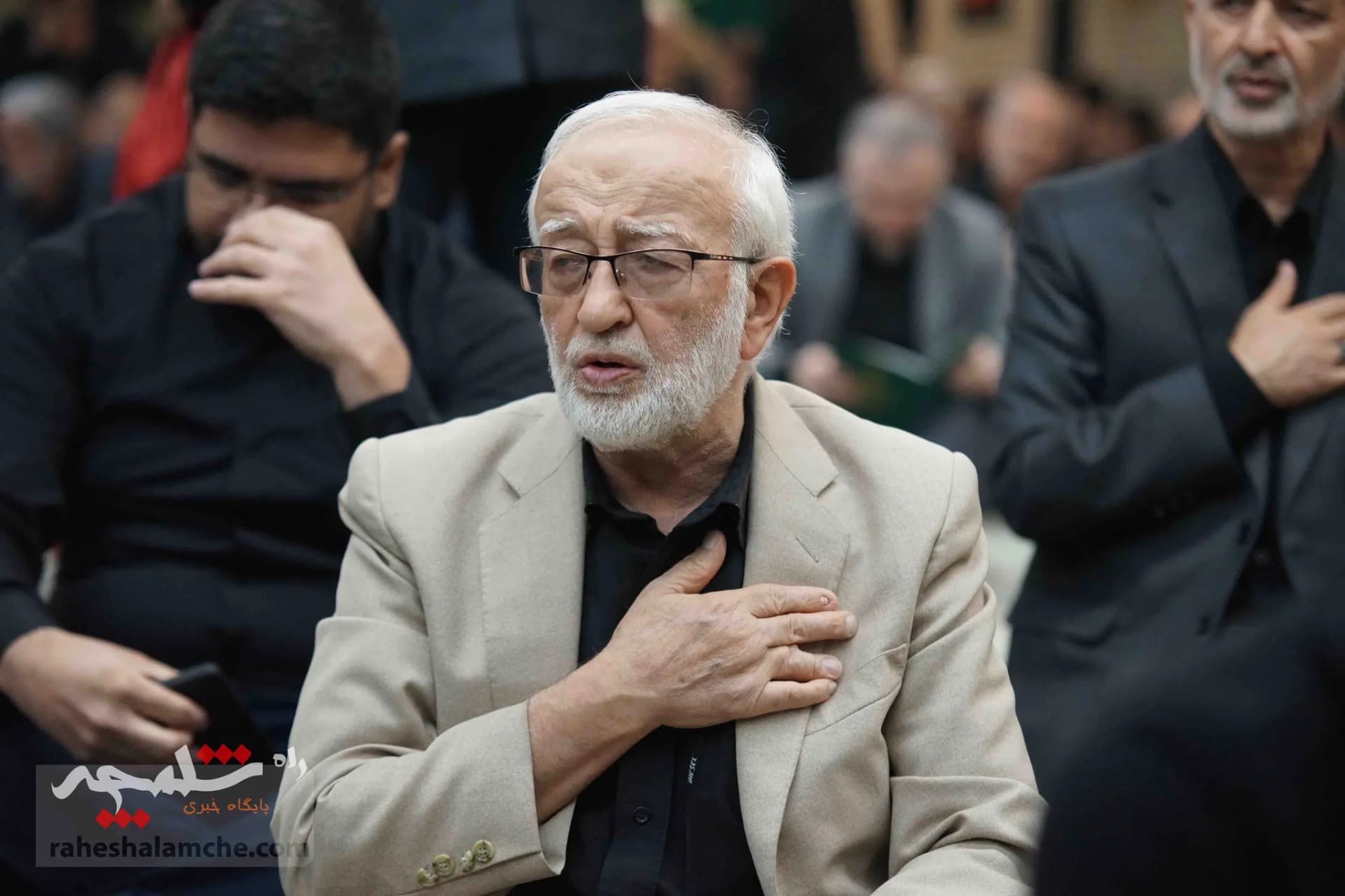احمدینژادیها برای ختم همسر مرتضی تمدن سنگ تمام گذاشتند +تصاویر — تصویر 75