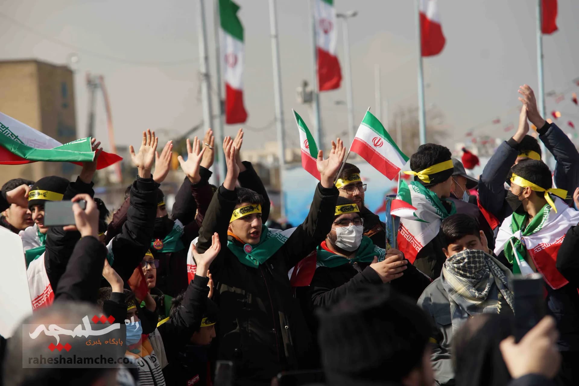 خروش ملت استوار ایران اسلامی در جشن ۴۴سالگی انقلاب اسلامی +تصاویر — تصویر 4