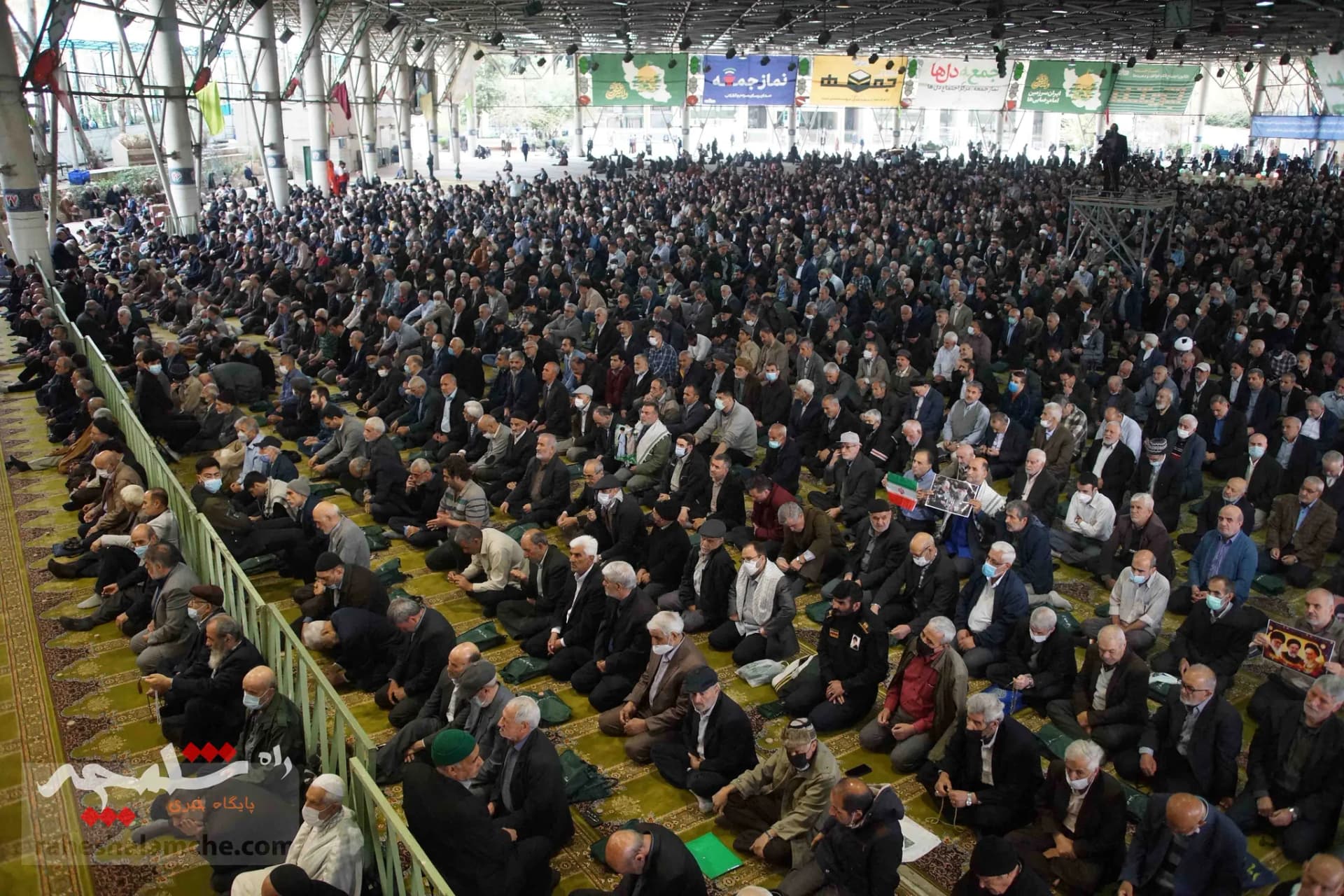اولین نماز جمعه تهران در سال 1402 +تصاویر — تصویر 45