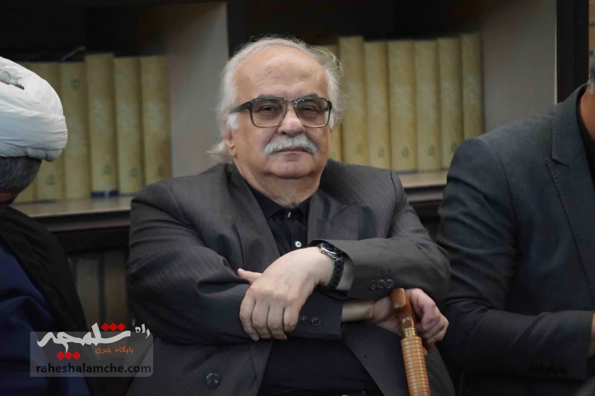 احمدینژادیها برای ختم همسر مرتضی تمدن سنگ تمام گذاشتند +تصاویر — تصویر 121
