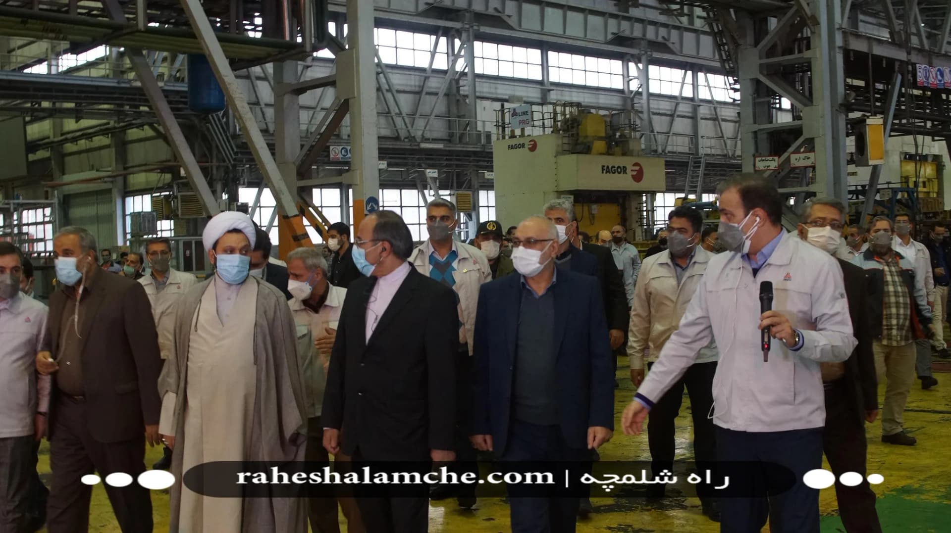 افتتاح بزرگترین خط پرس رباتیک بدنه خودرو کشور با حضور عضو هیئت رئیسه مجلس +تصاویر — تصویر 19