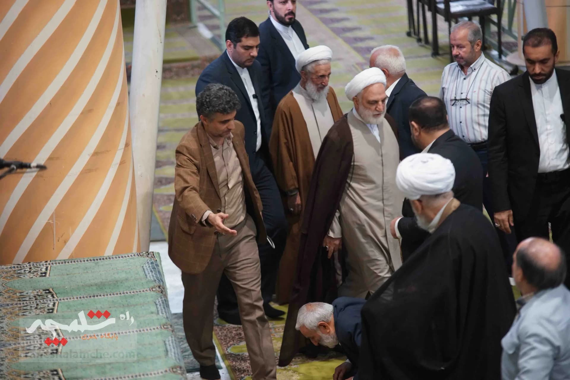 نمازجمعه تهران با حضور «شیخ زکزاکی» +تصاویر — تصویر 11