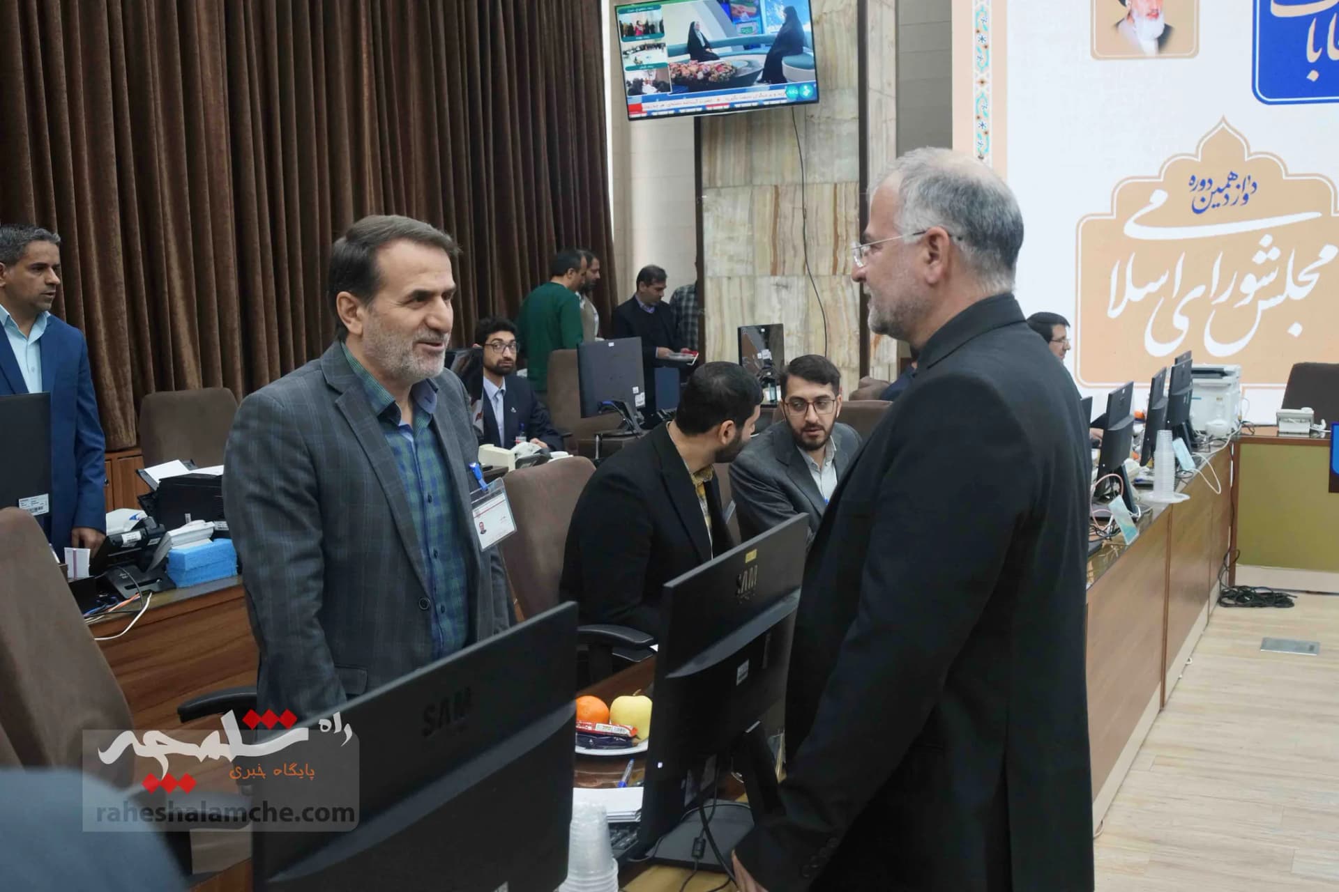 روز انتخابات در شورای نگهبان چه خبر بود؟ +تصاویر — تصویر 19
