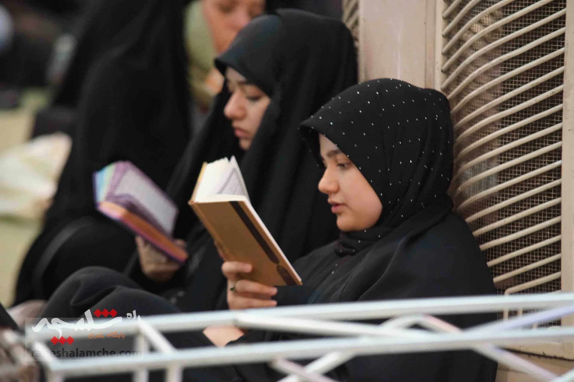 مراسم اولین شب از لیالی قدر برگزار شد — تصویر 10