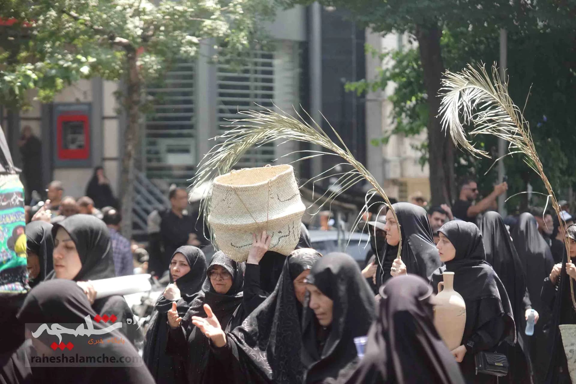 عزاداری خاص در تهران +تصاویر — تصویر 40
