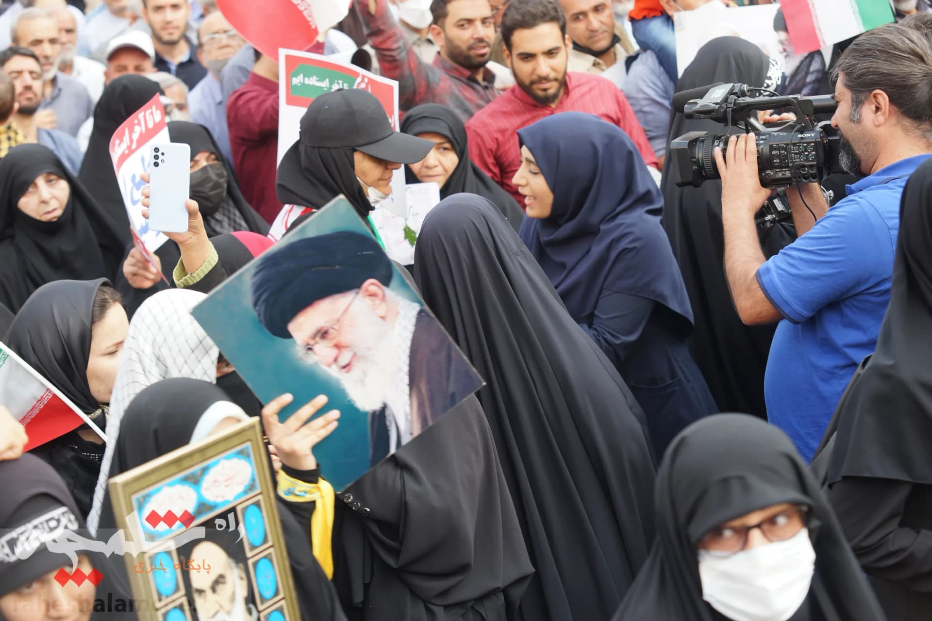 راهپیمایی عظیم تهرانیها با شعار؛ «سپاه انقلابی، انتقام انتقام» +تصاویر — تصویر 40